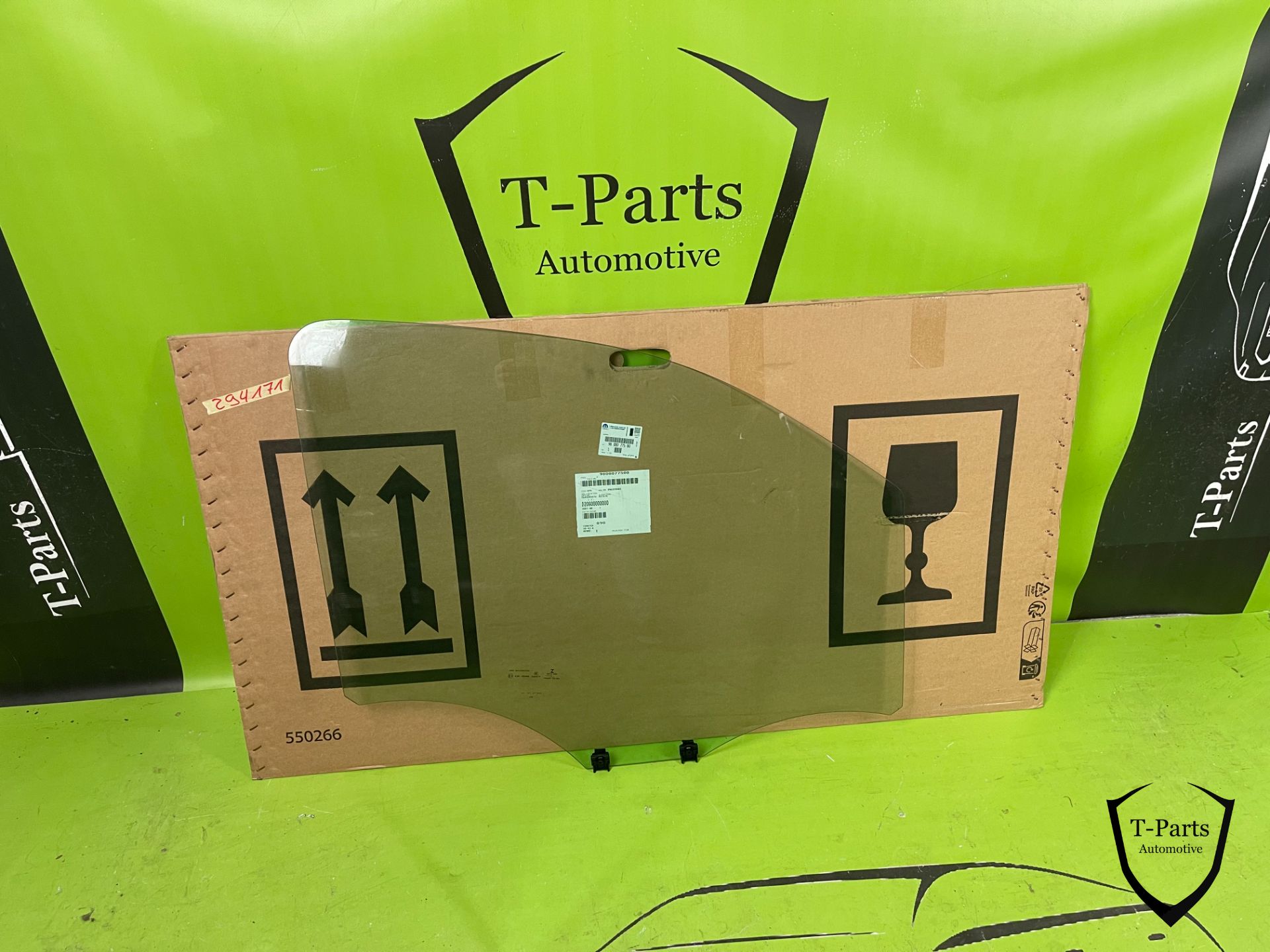 peugeot expert zijruit 9808077580 rechts ruit voor deur