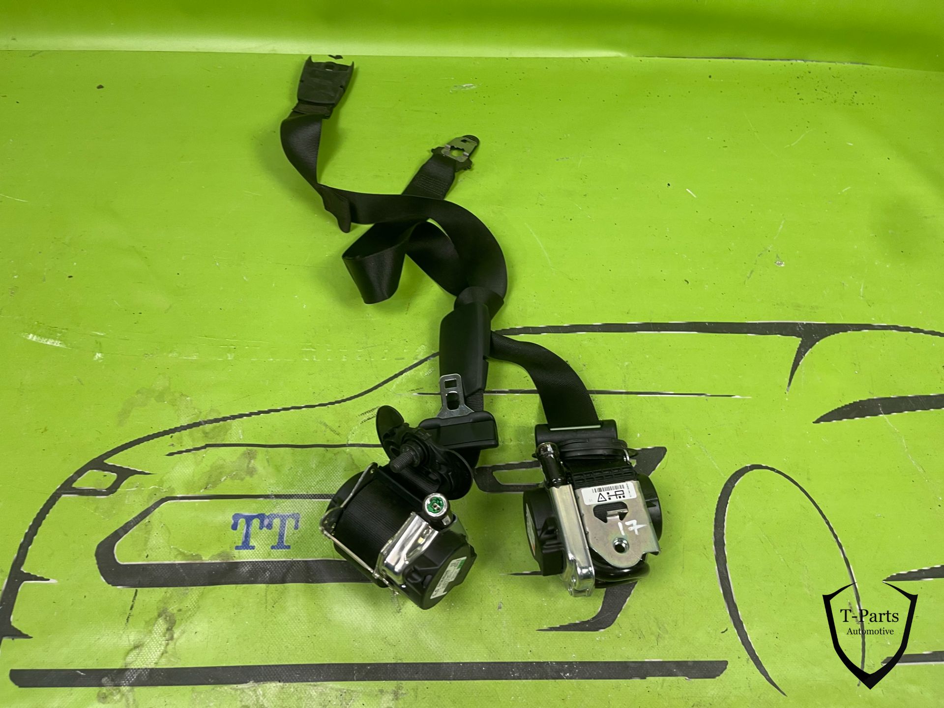 bmw 3 4 series g20 g30 seat belt tensioners 641938000B 641938100B