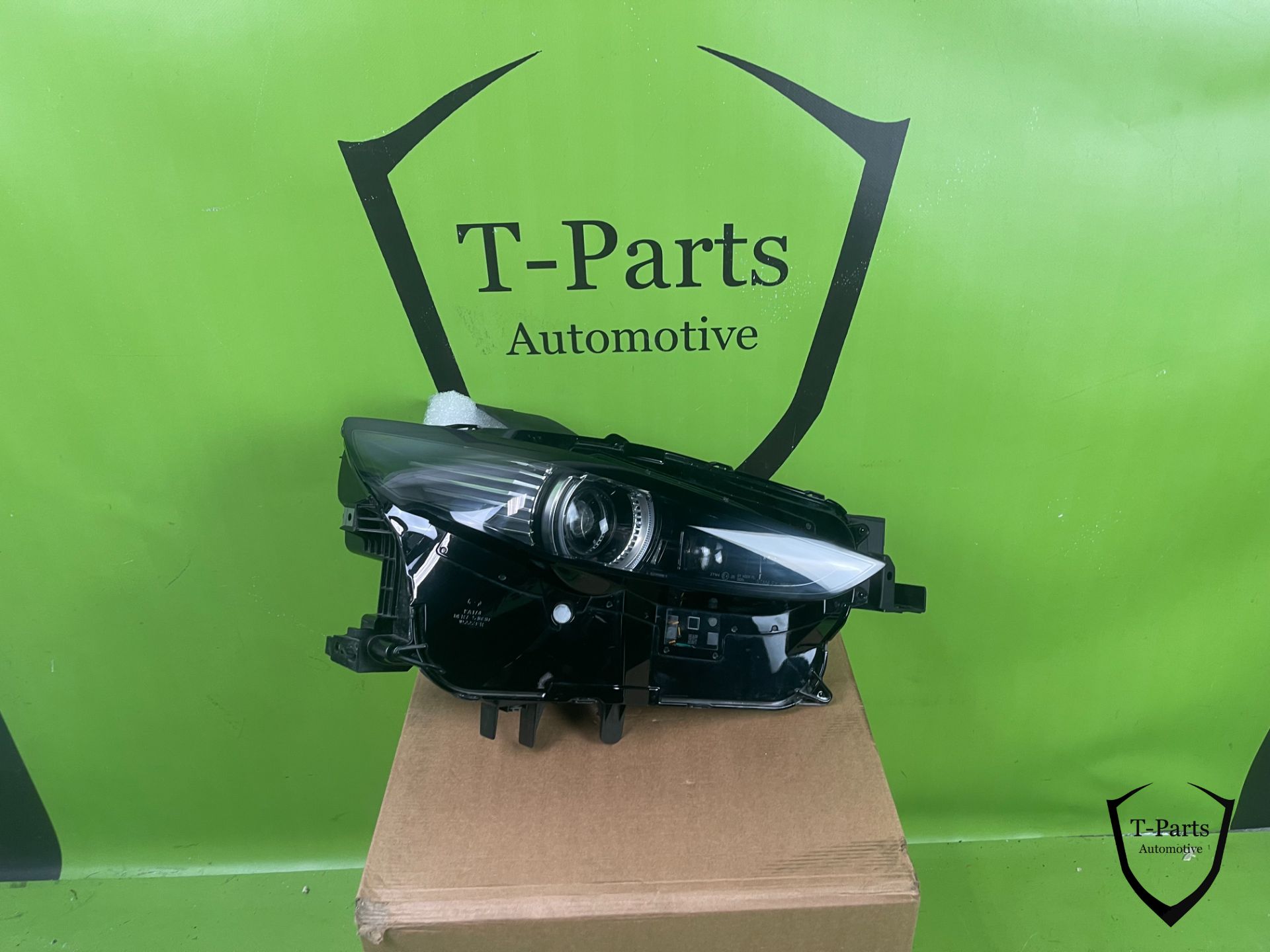 mazda CX30 cx 30 koplamp rechts dfr767890