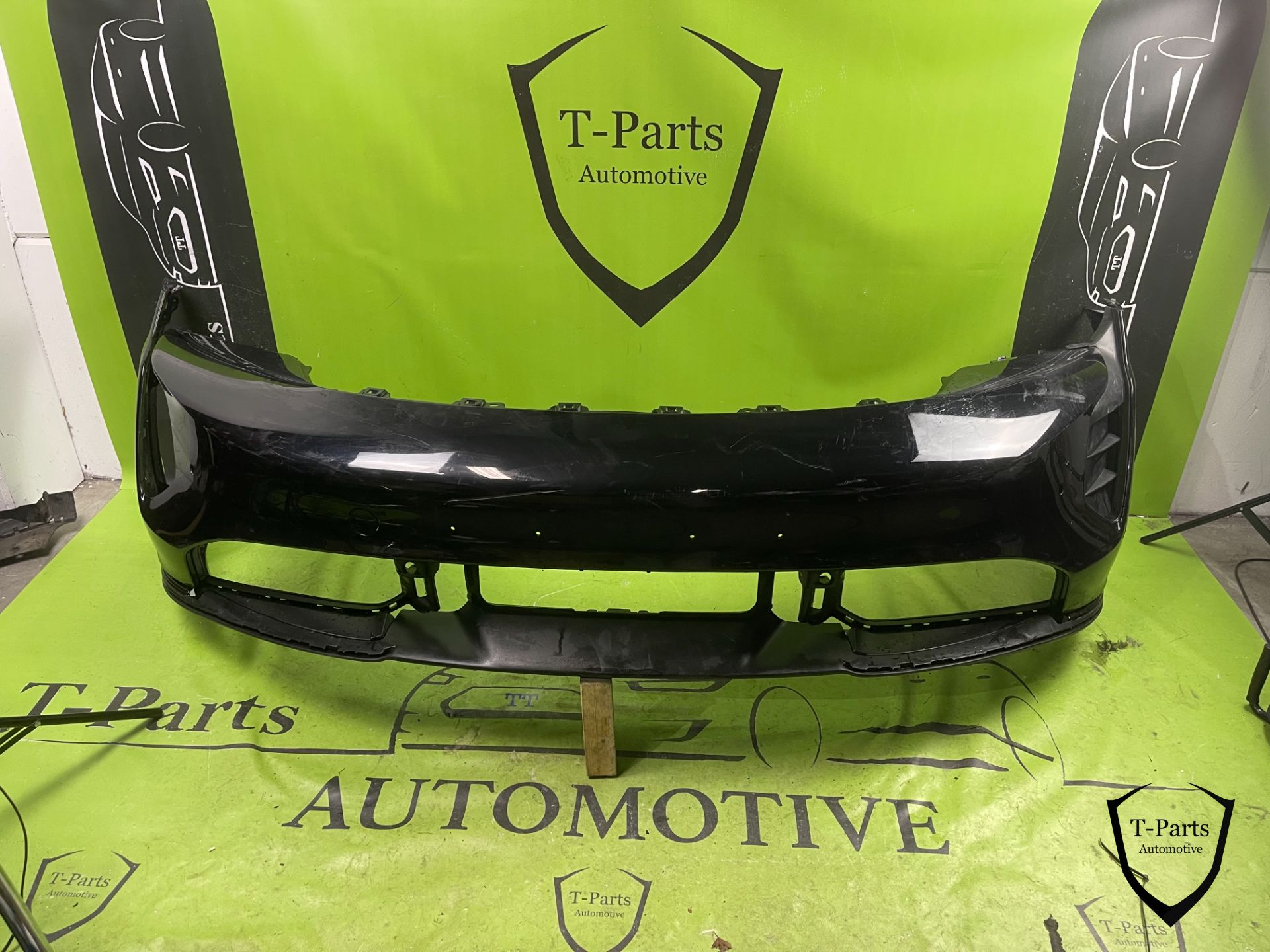porsche taycan GTS voorbumper bumper