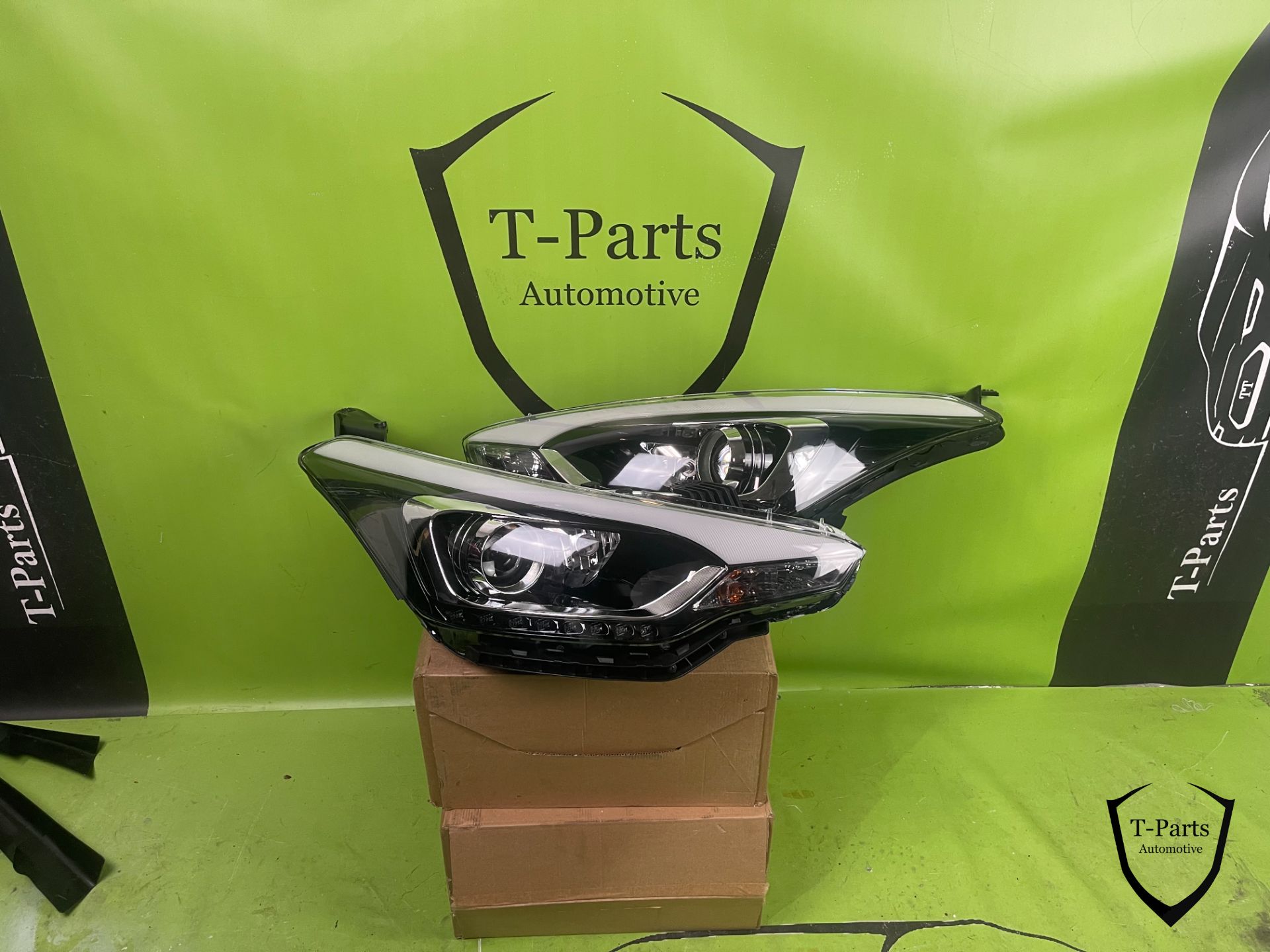 hyundai i20 koplamp lamp links rechts 92102-C8200 92101-C8200 92102C8200 92101C8200