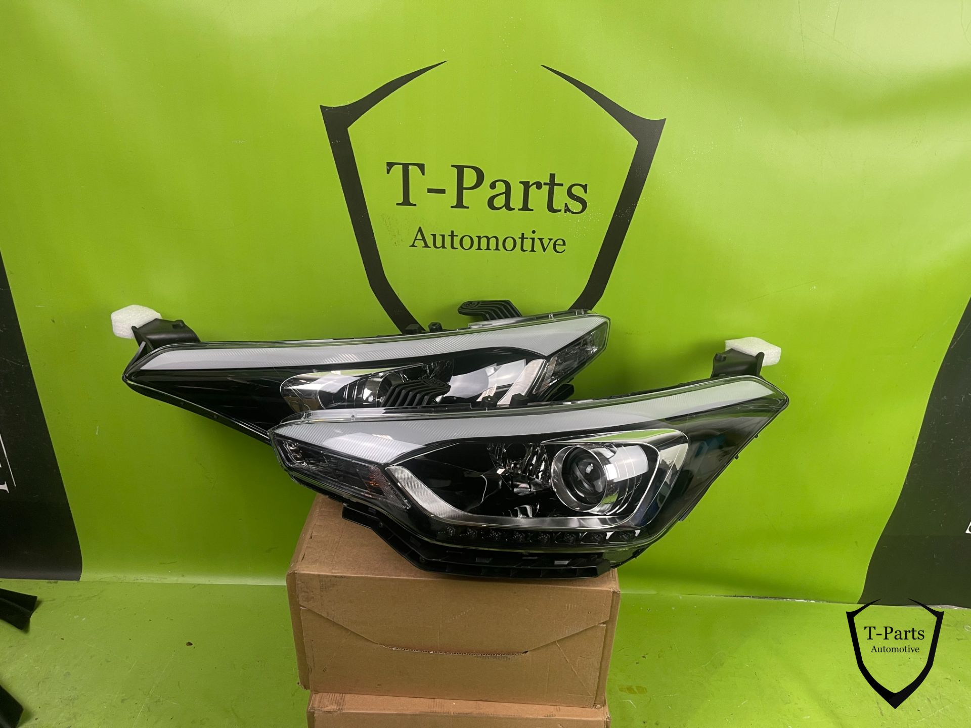 hyundai i20 koplamp links rechts lamp 92102-C8200 92101-C8200 92102C8200 92101C8200