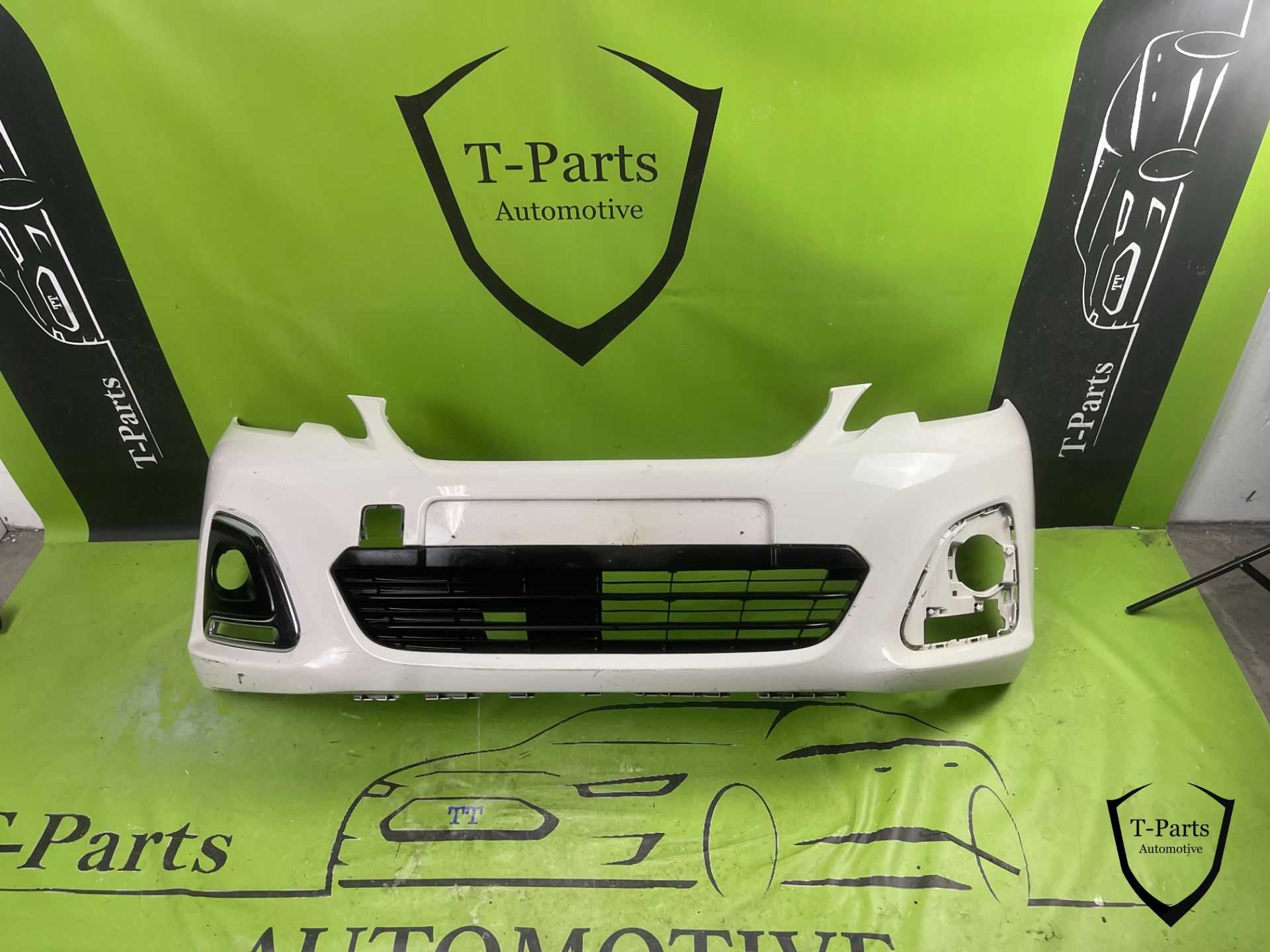 Peugeot 108 voorbumper bumper rooster 14+ grille 1612201580