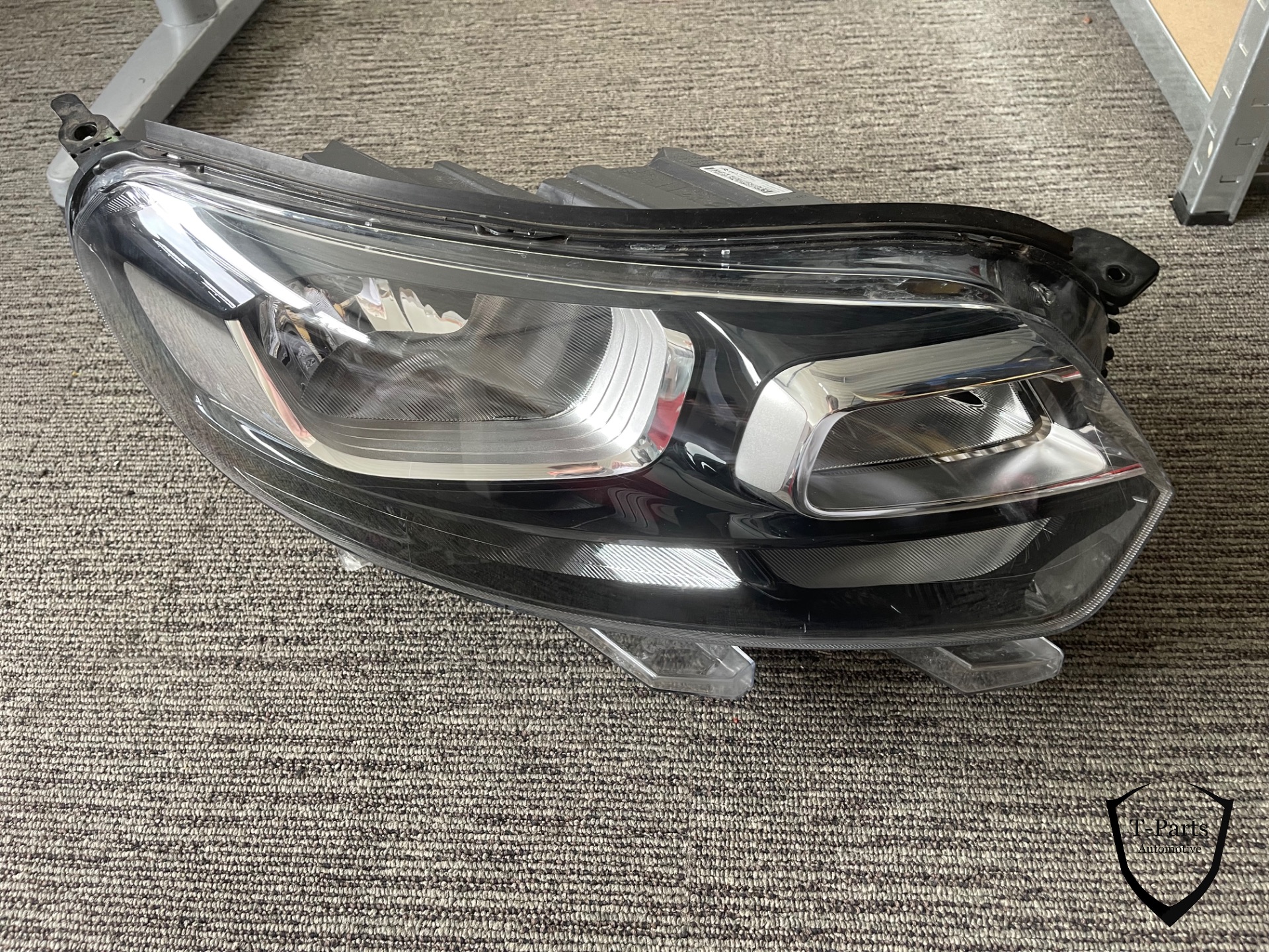 Citroen jumpy opel vivaro rechts koplamp 9808567680