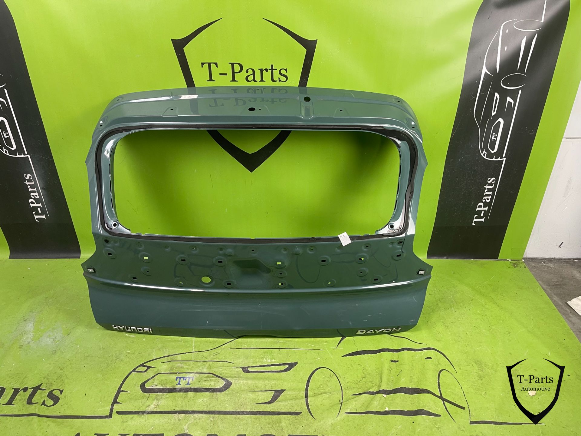 hyundai bayon achterklep klep 72800Q0400