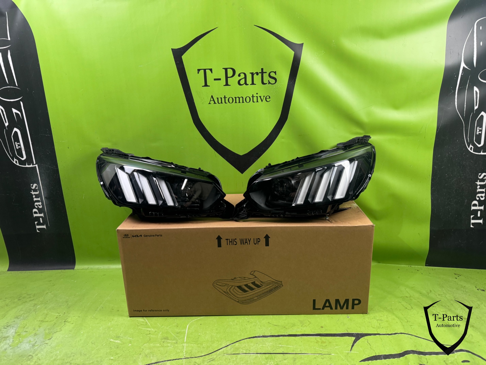 peugeot 208 koplamp links rechts NIEUW