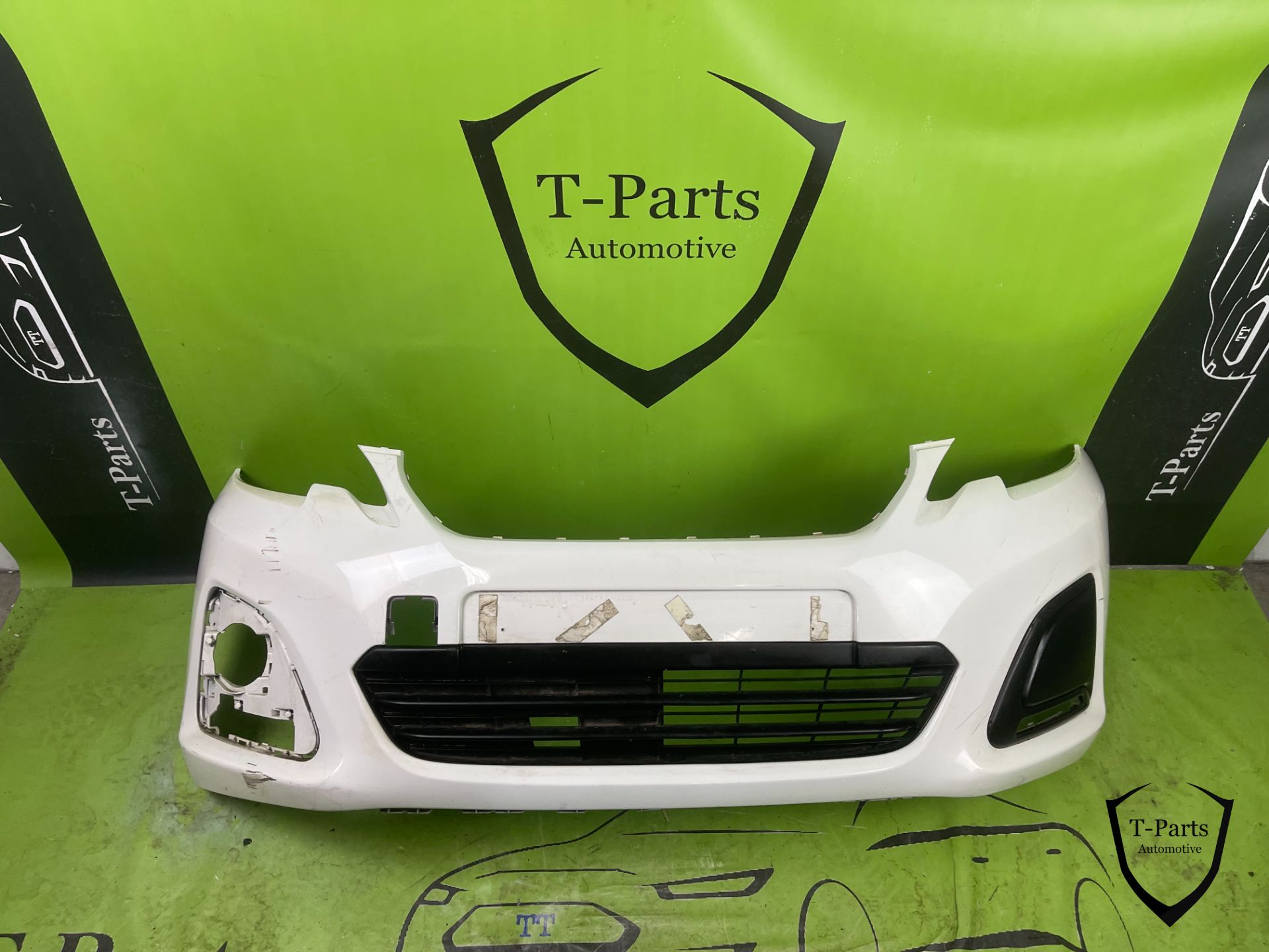 Peugeot 108 voorbumper bumper rooster 14+ grille 1612201580