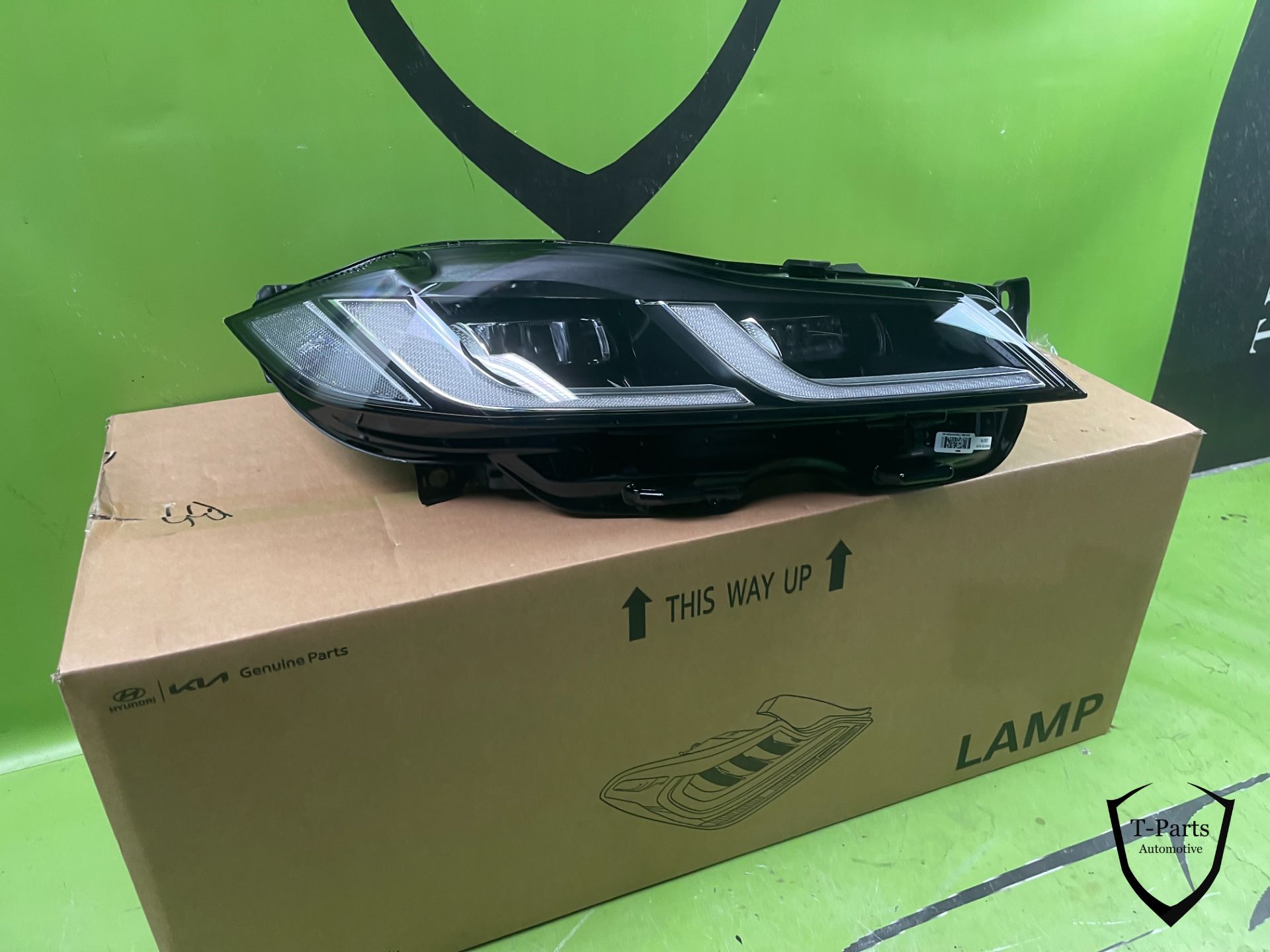 Jaguar XF F-Pace f pace headlight right mk83-13w029