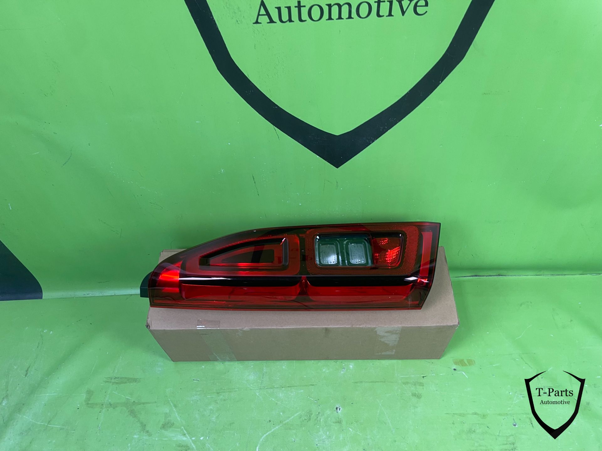 opel combo citroen berlingo achterlicht links lamp 9819649280