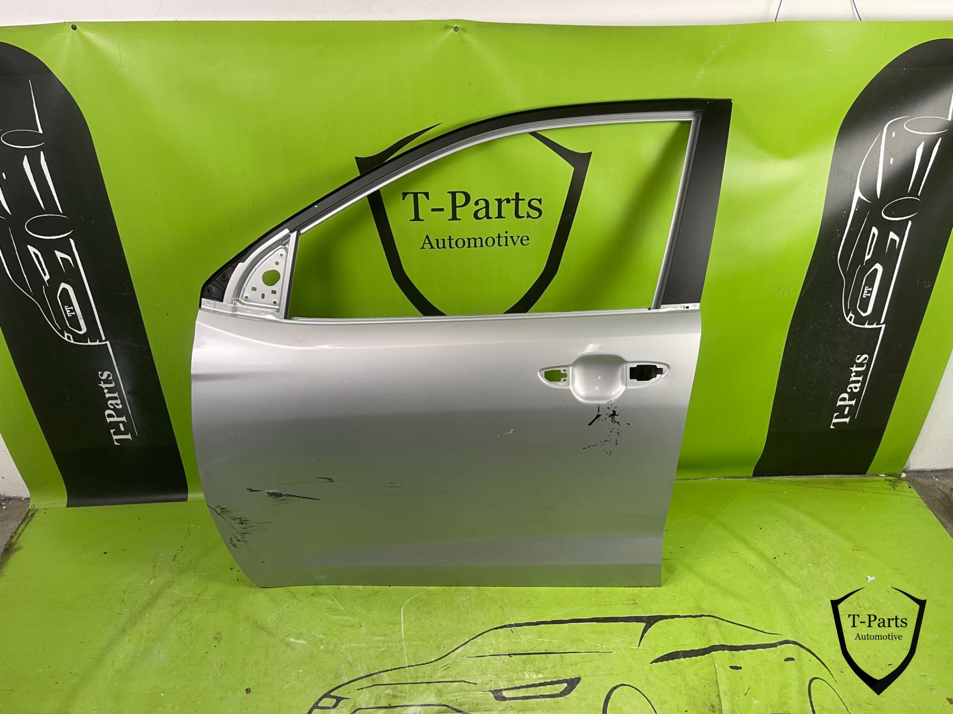 hyundai i20 links voor portier deur 15+
