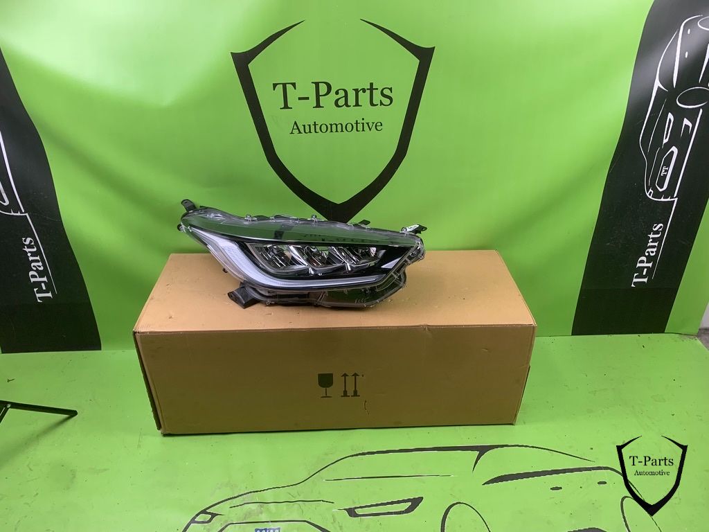 toyota yaris koplamp recht 81110K0081 lamp