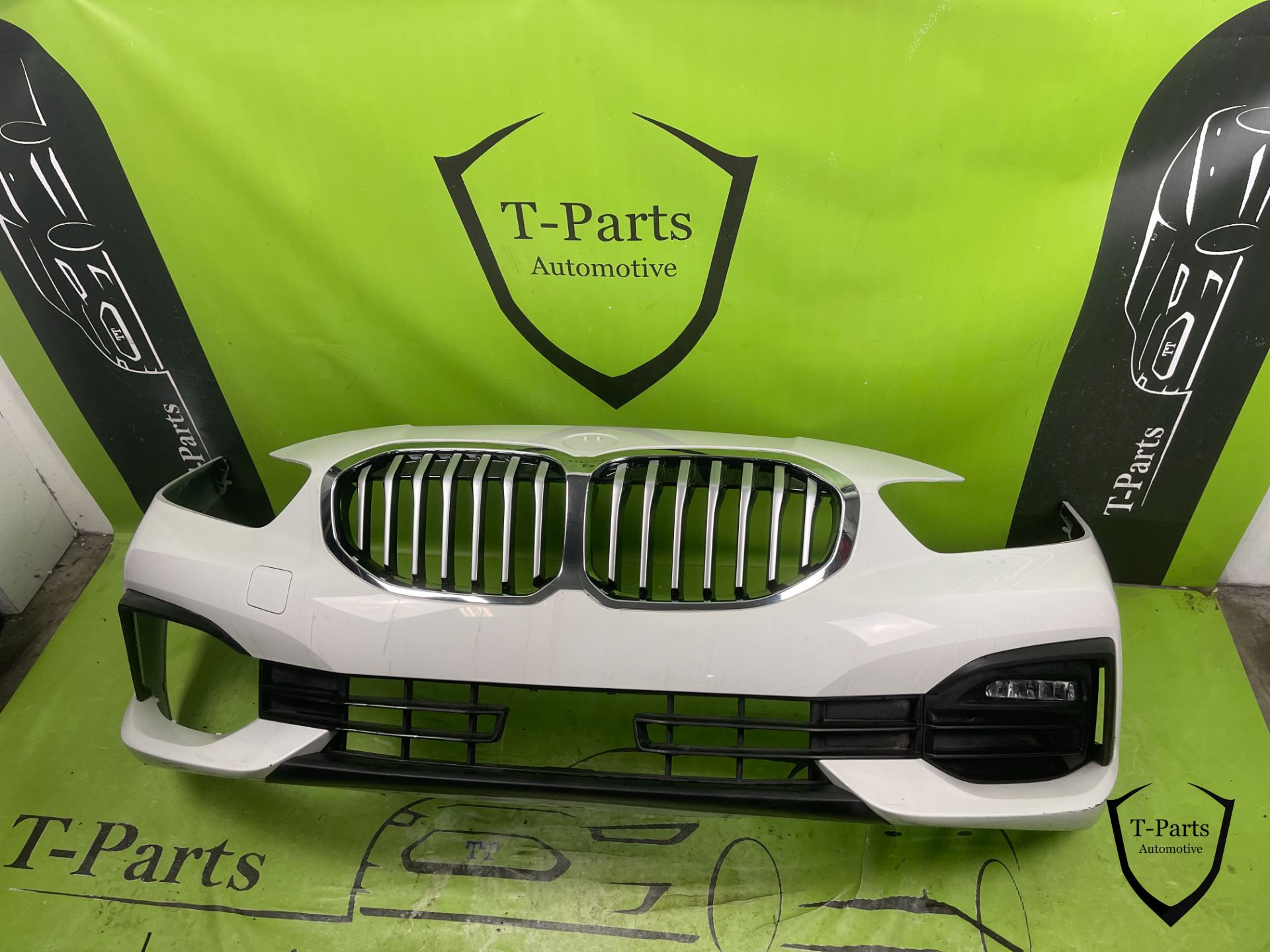 bmw 1 serie f40 voorbumper bumper 18+