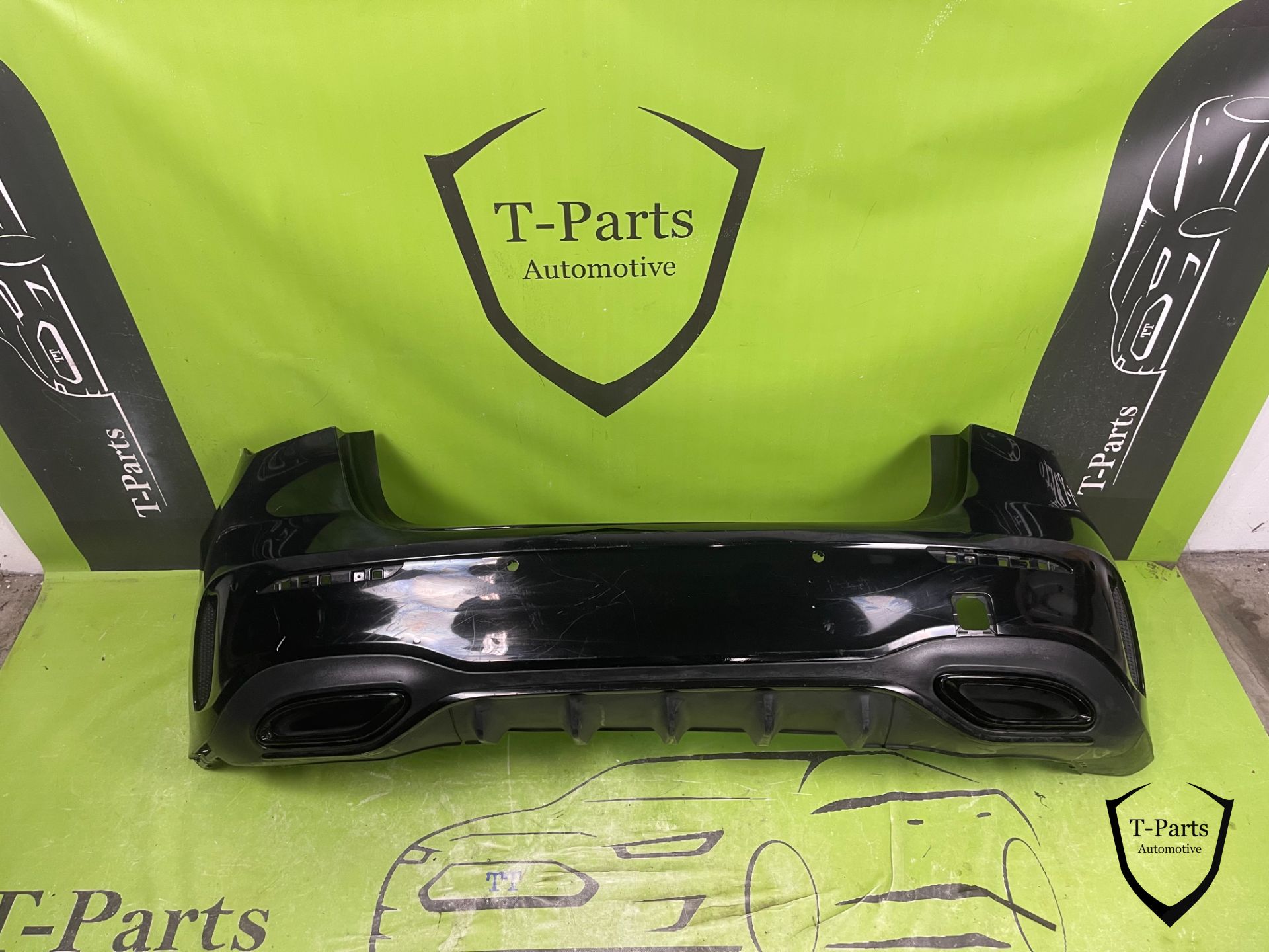 Pare-chocs arrière Mercedes Classe A 18+ AMG