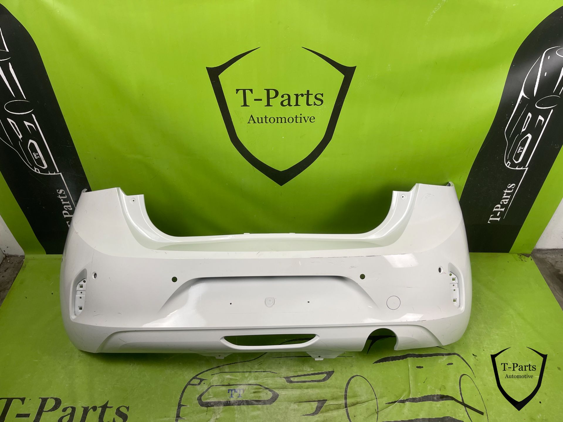 opel corsa F achterbumper Bumper 6x pdc
