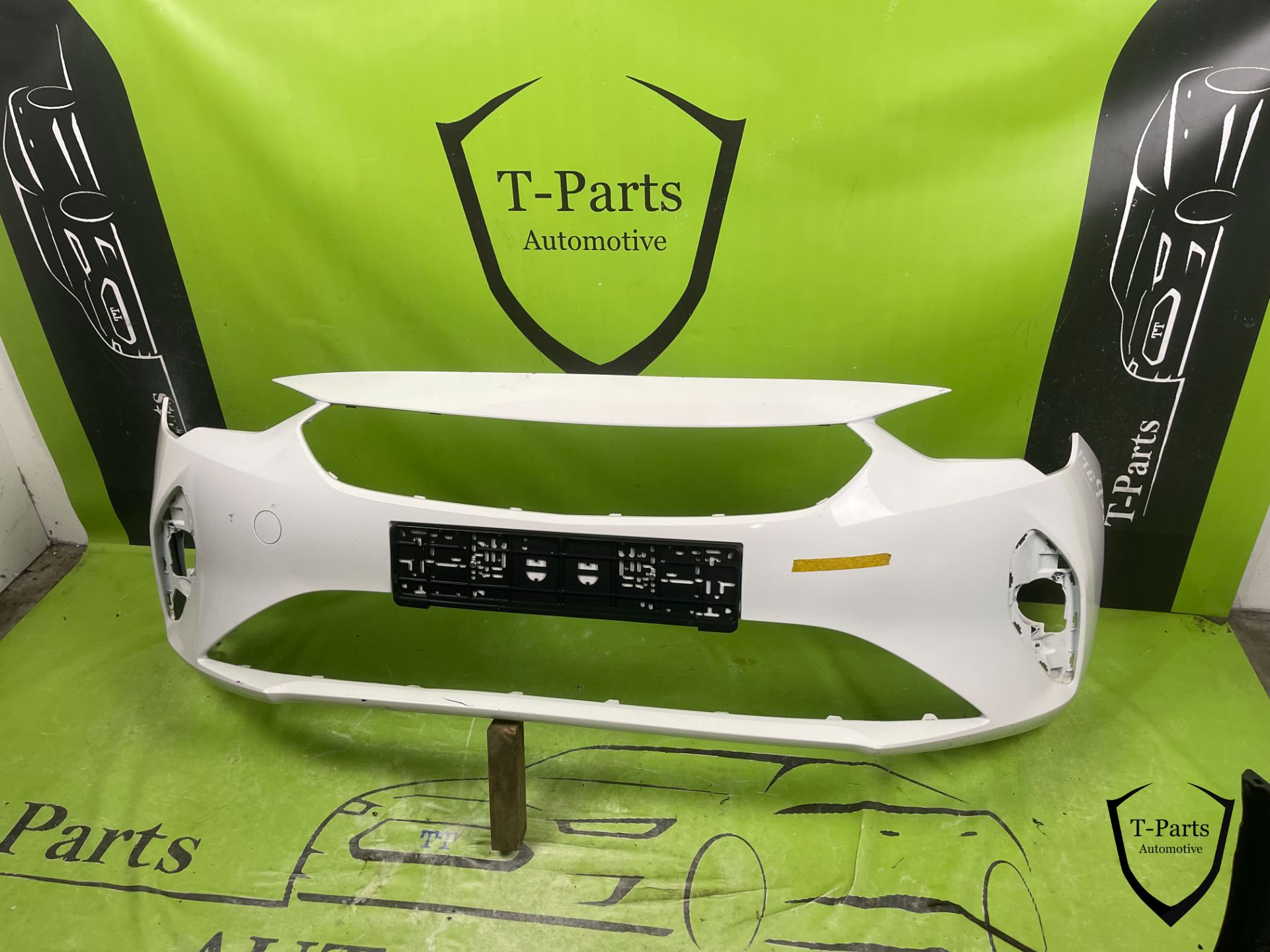 Opel Corsa F front bumper 166383561T