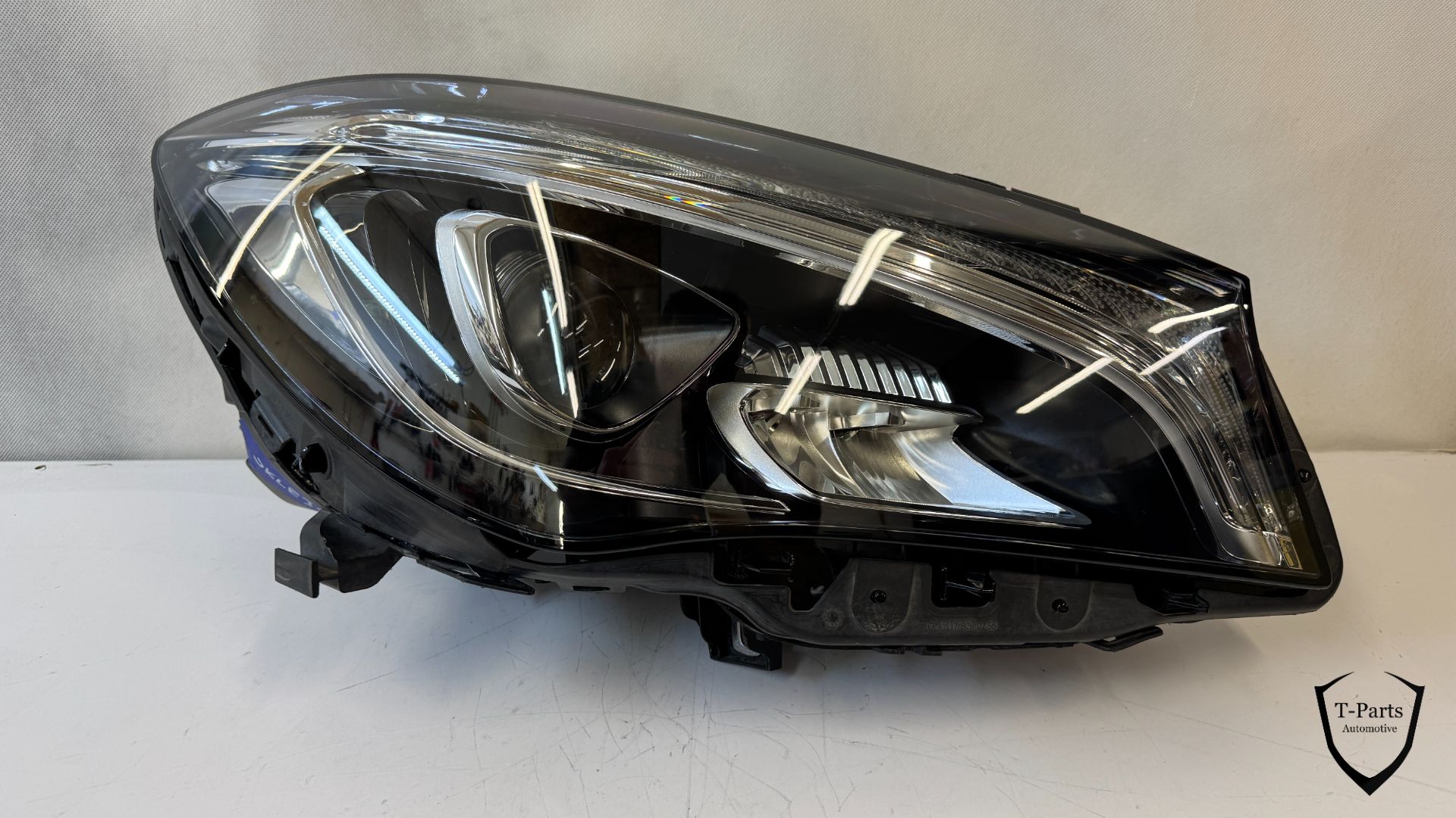 Mercedes CLA headlight right A1178206861 lamp