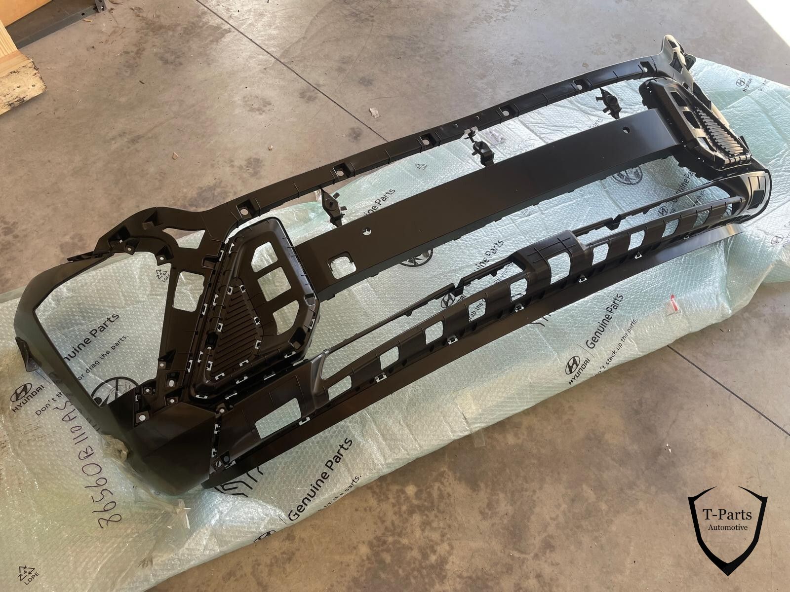 hyundai kona voorbumper bumper 86560BE110AS