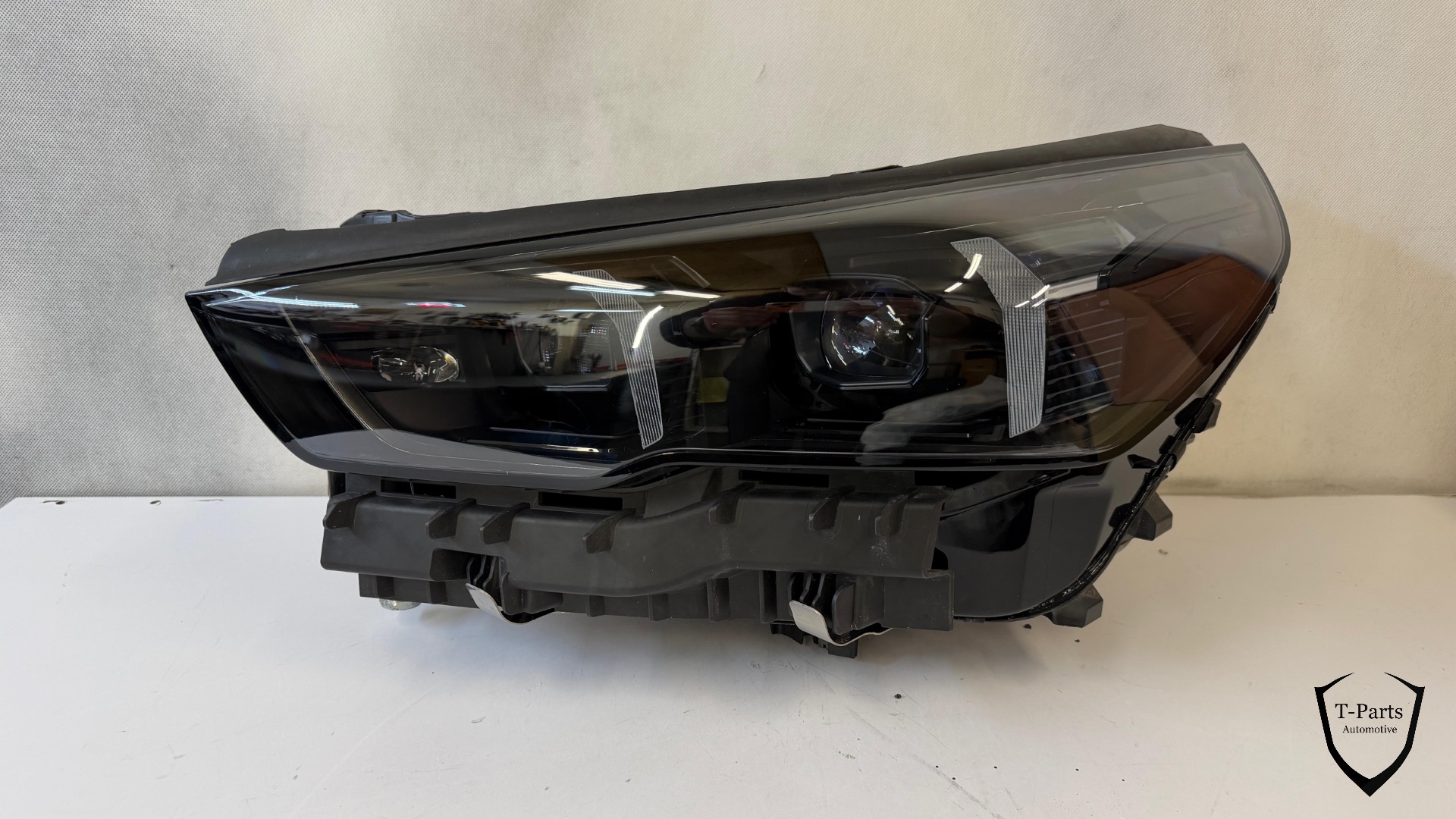 BMW 5er G60 Scheinwerferlampe links 5A798D709