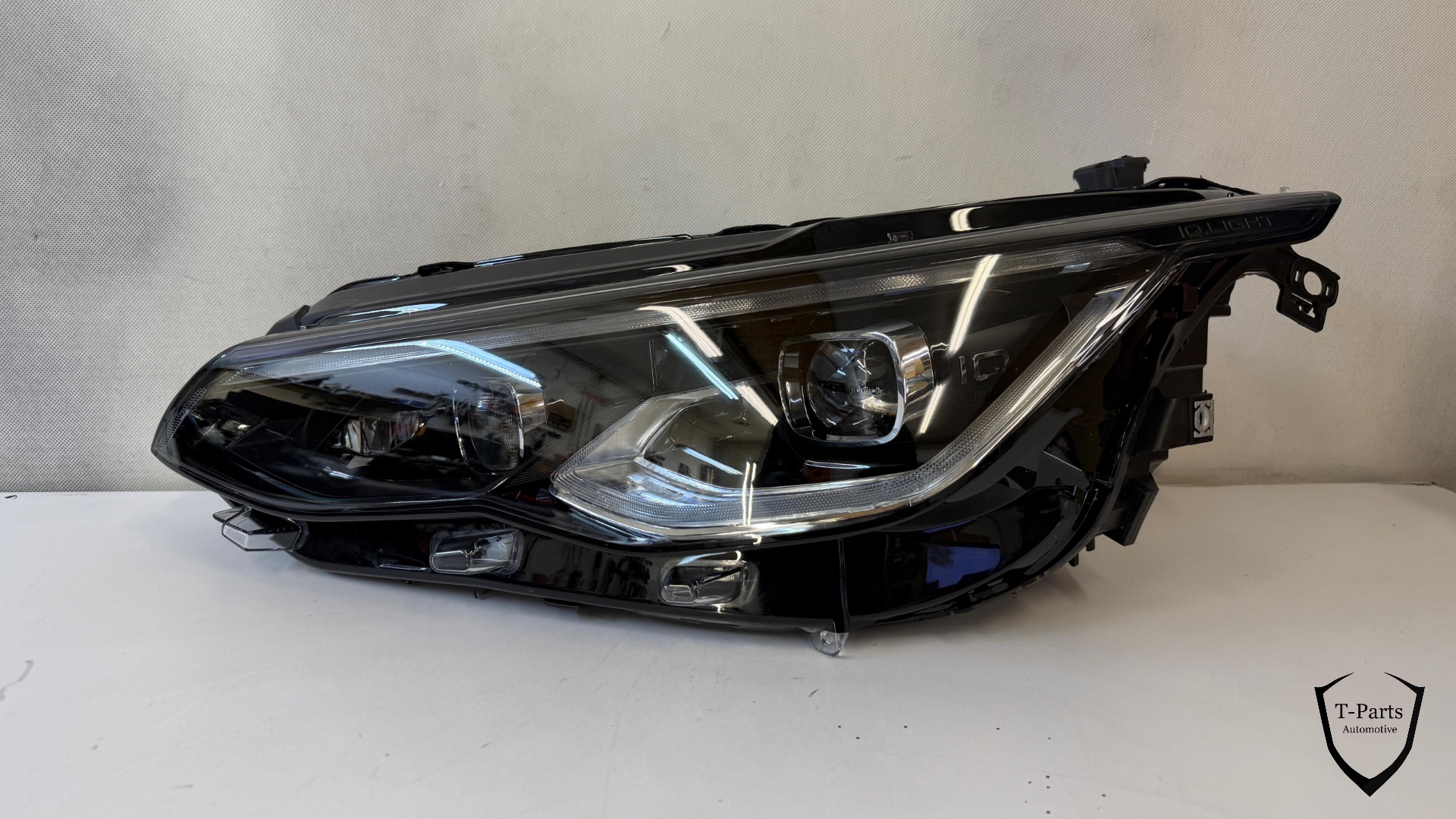 Volkswagen Golf 8 Scheinwerfer links 5h1941059R