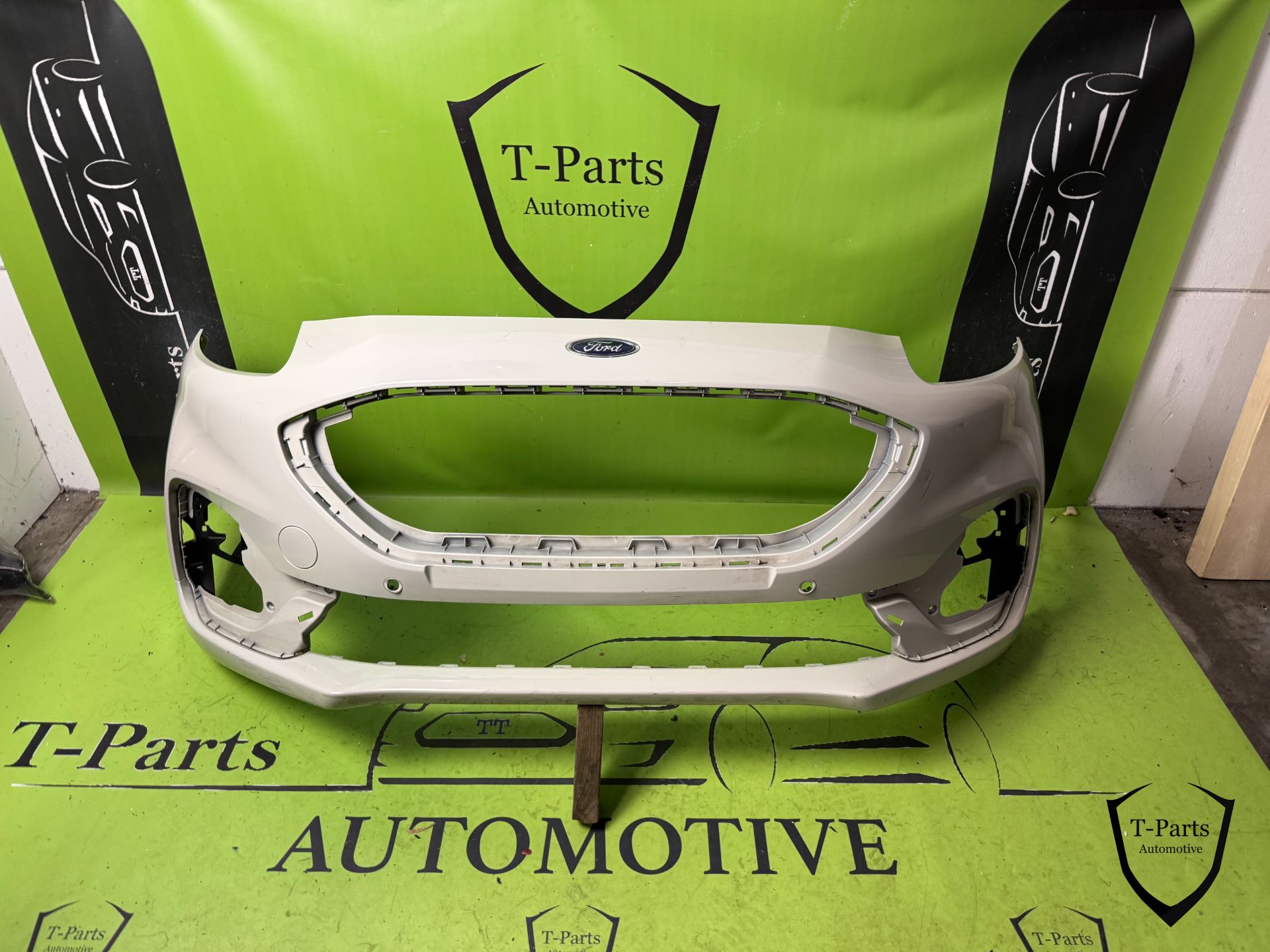 ford puma ST voorbumper PDC bumper 2520501