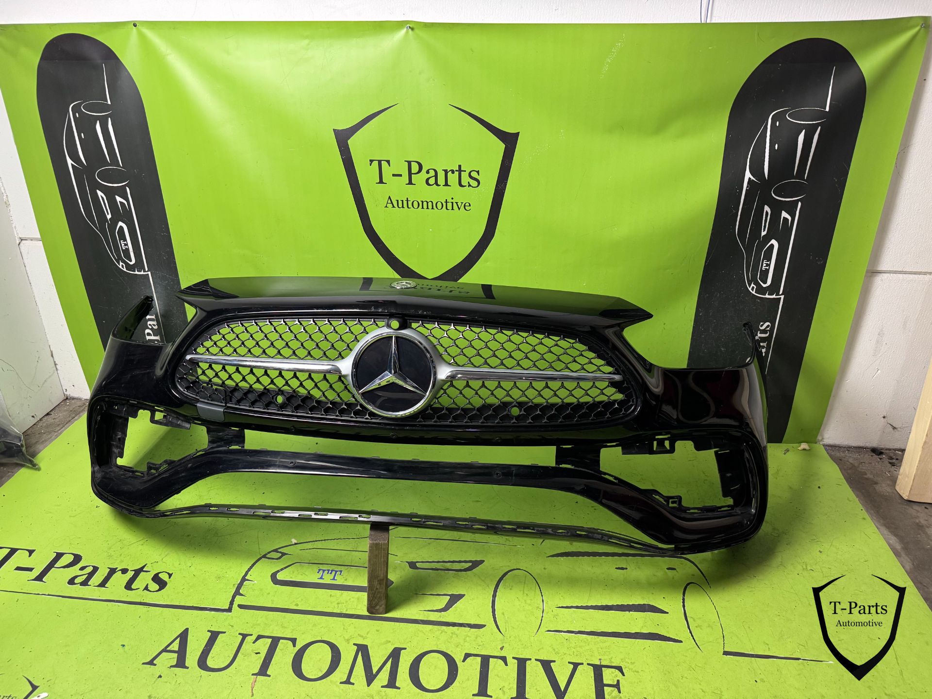 mercedes C klasse W206 voorbumper AMG grille rooster