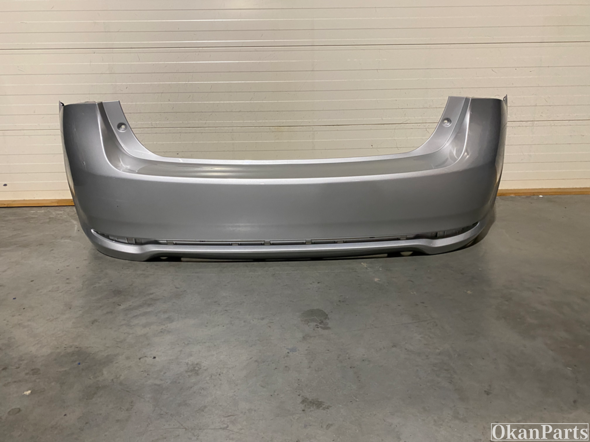 Toyota Avensis Sedan achterbumper 52159-05190