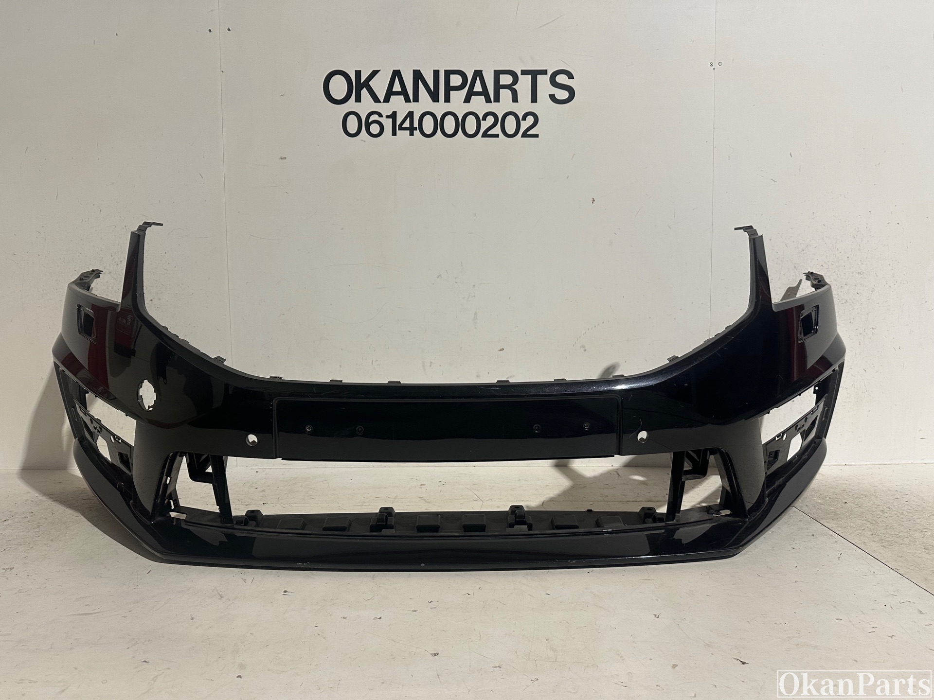 Skoda Octavia RS Frontstoßstange 5E0807221AA
