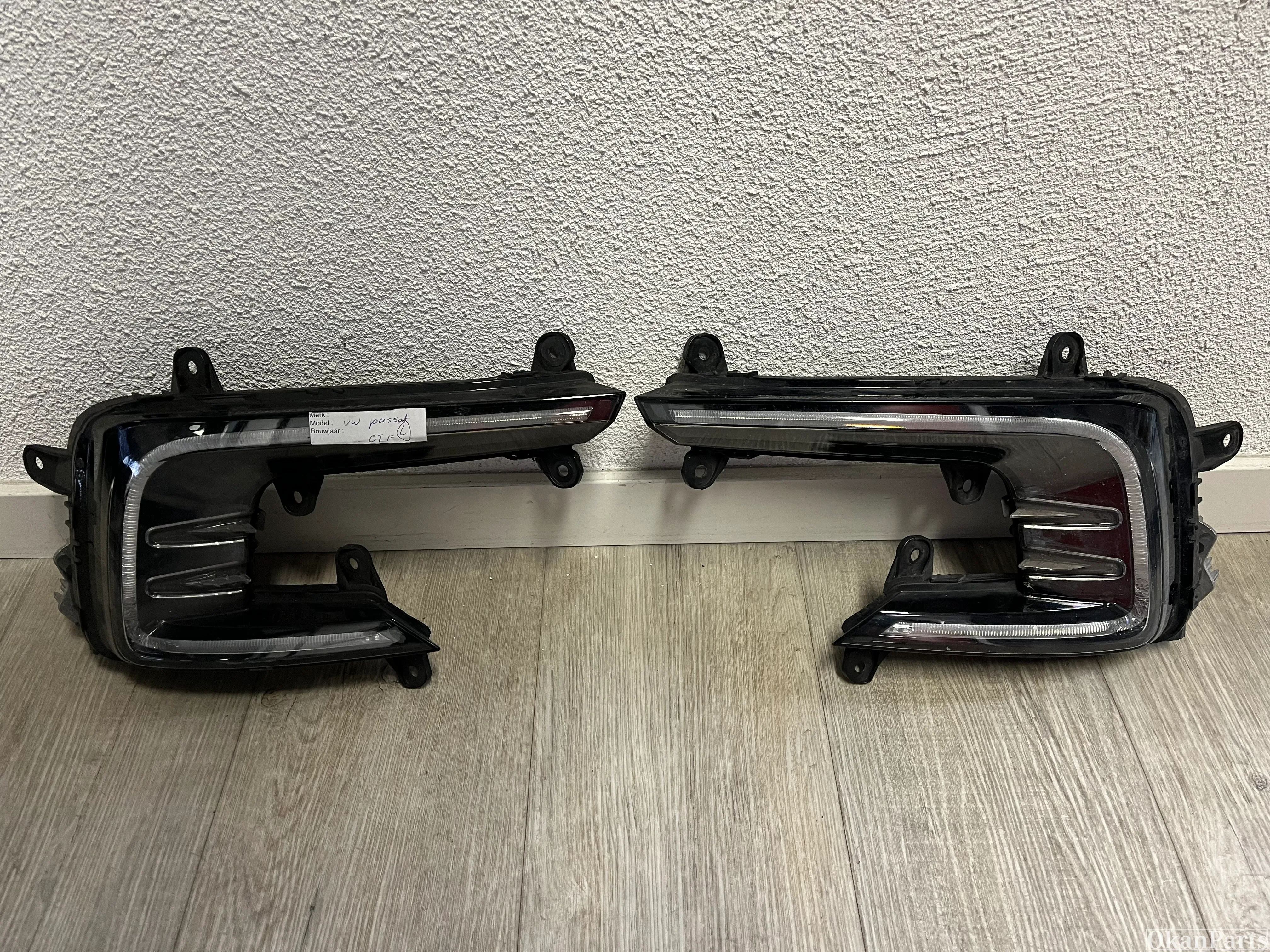 Volkswagen Passat B8 GTE left Right Daytime running lights