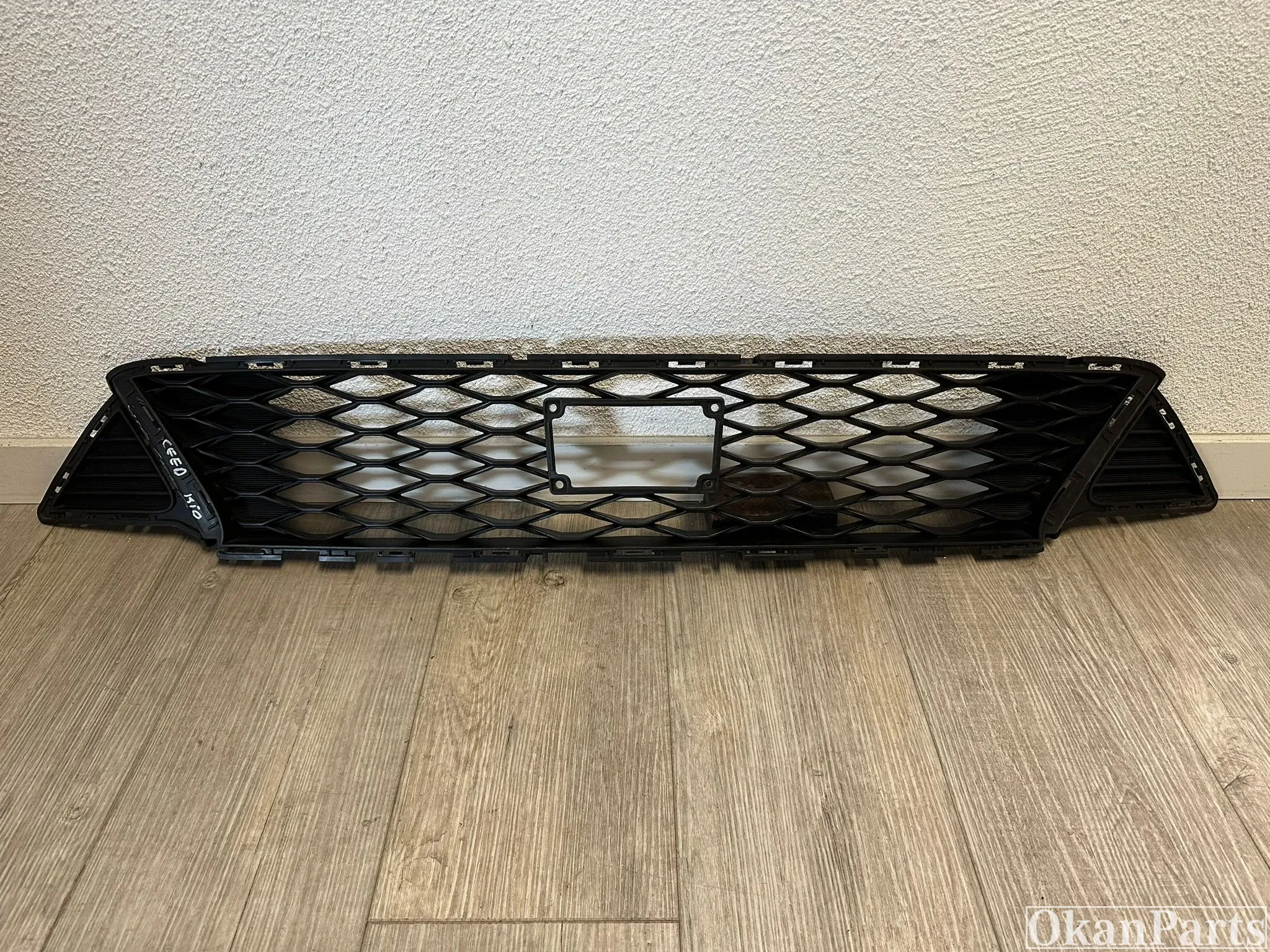 Kia Ceed CD GT-line onder Grille 86561-J7710
