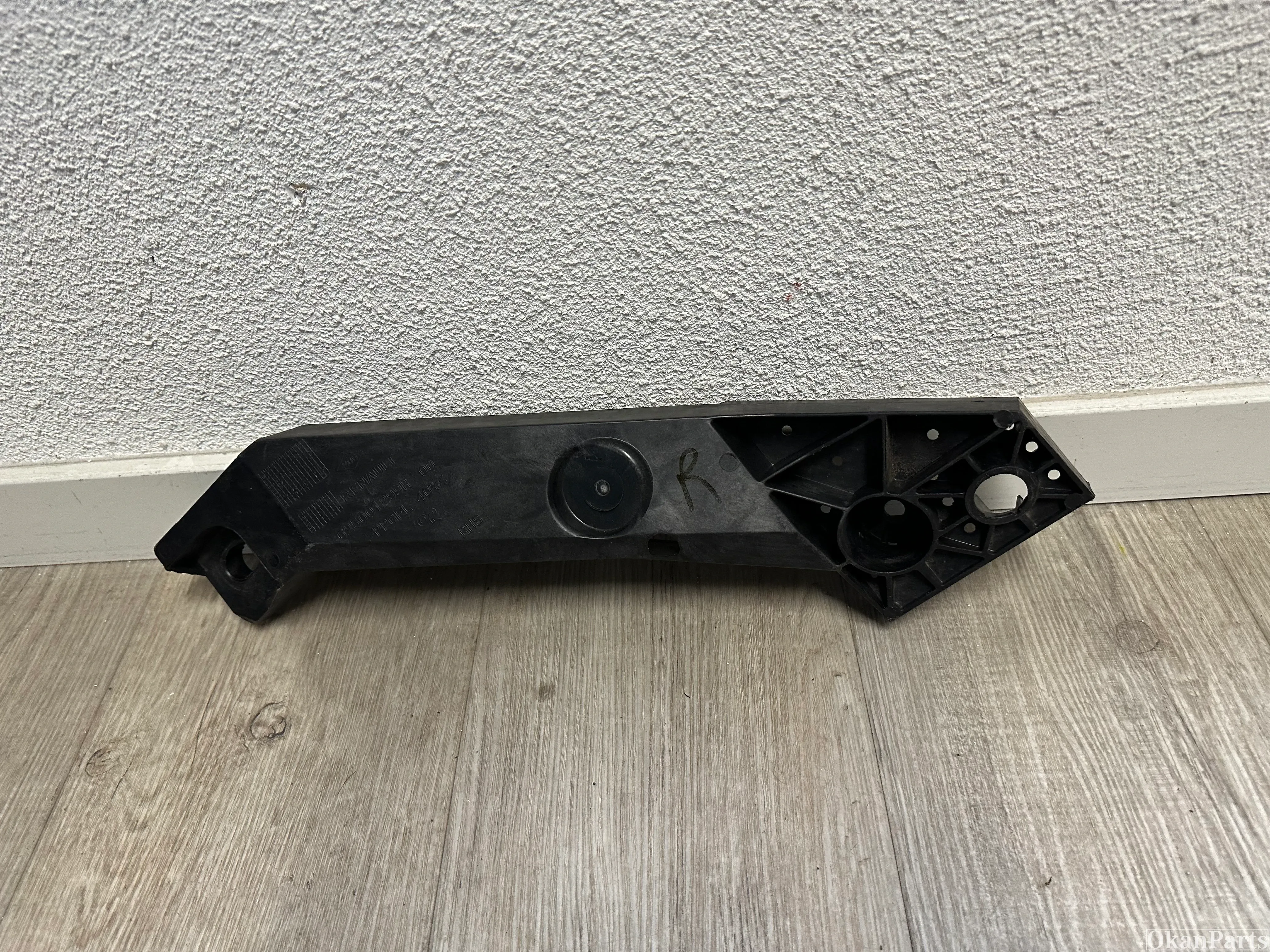 Opel Vivaro B Renault Trafic rechter voorfront arm rechts