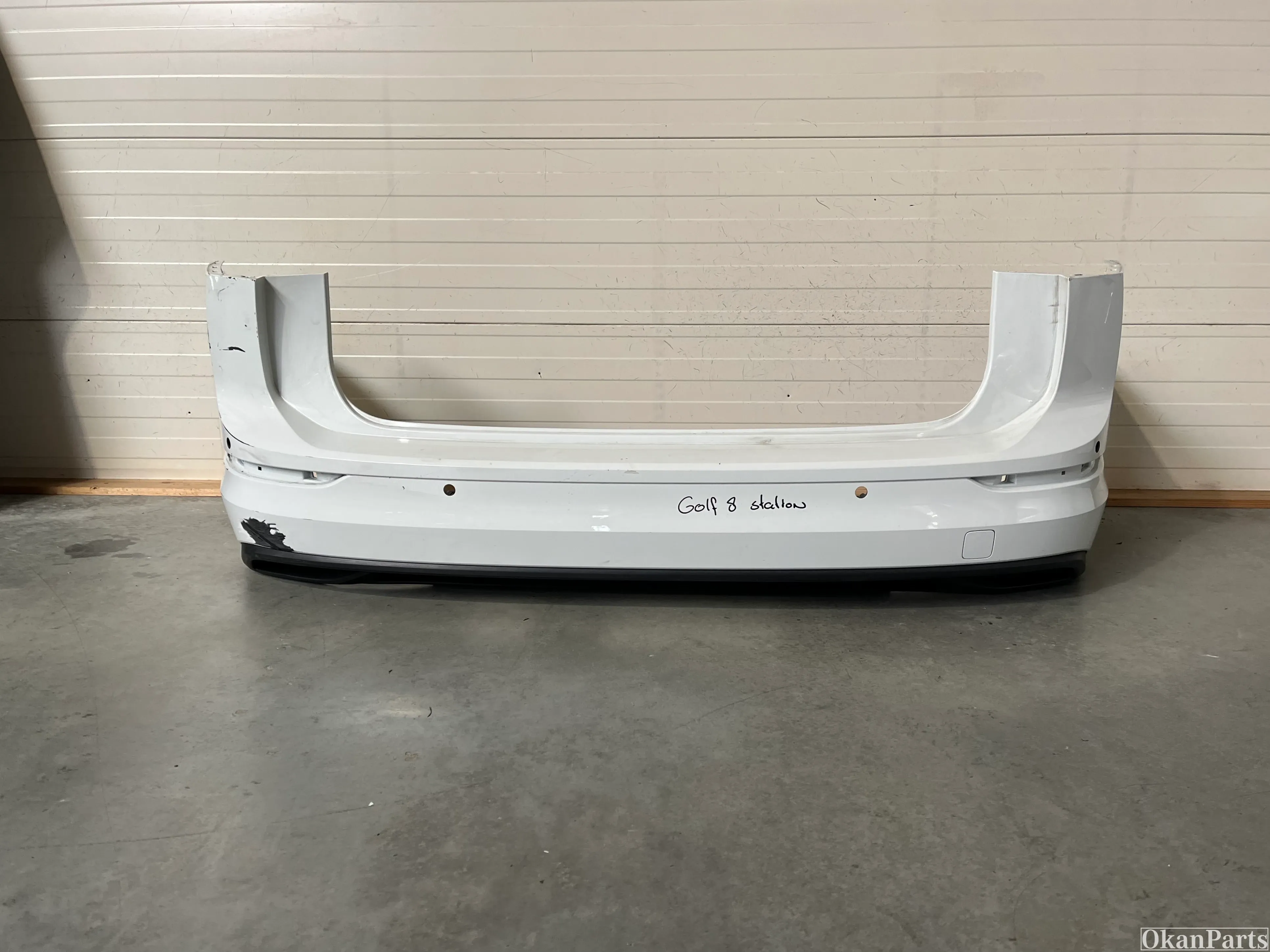 Variante Volkswagen Golf 8 Pare-chocs arrière 5H9807421F