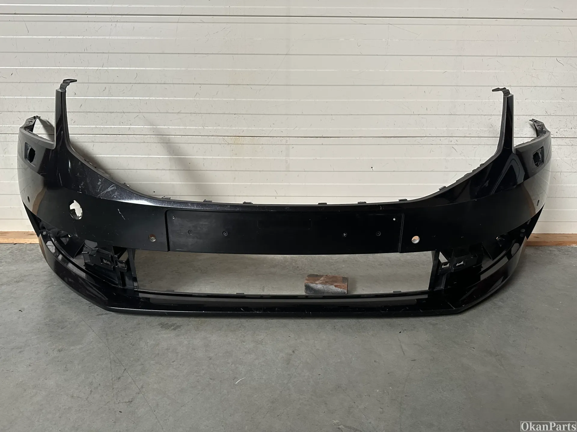 Skoda Octavia III 5E Frontstoßstange 5E0807221N
