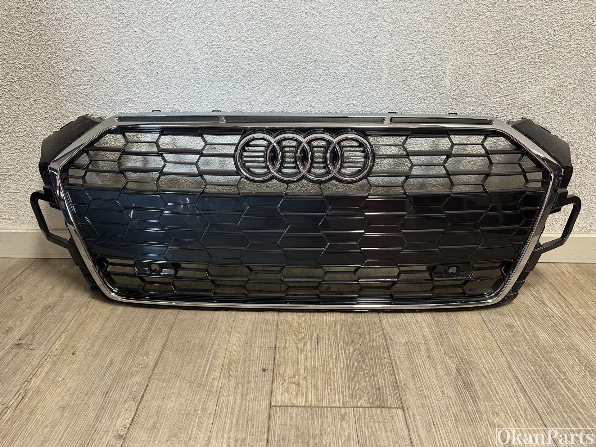 Audi A5 8W F5 Facelift Grille 8W6853651BE Nieuw Origineel