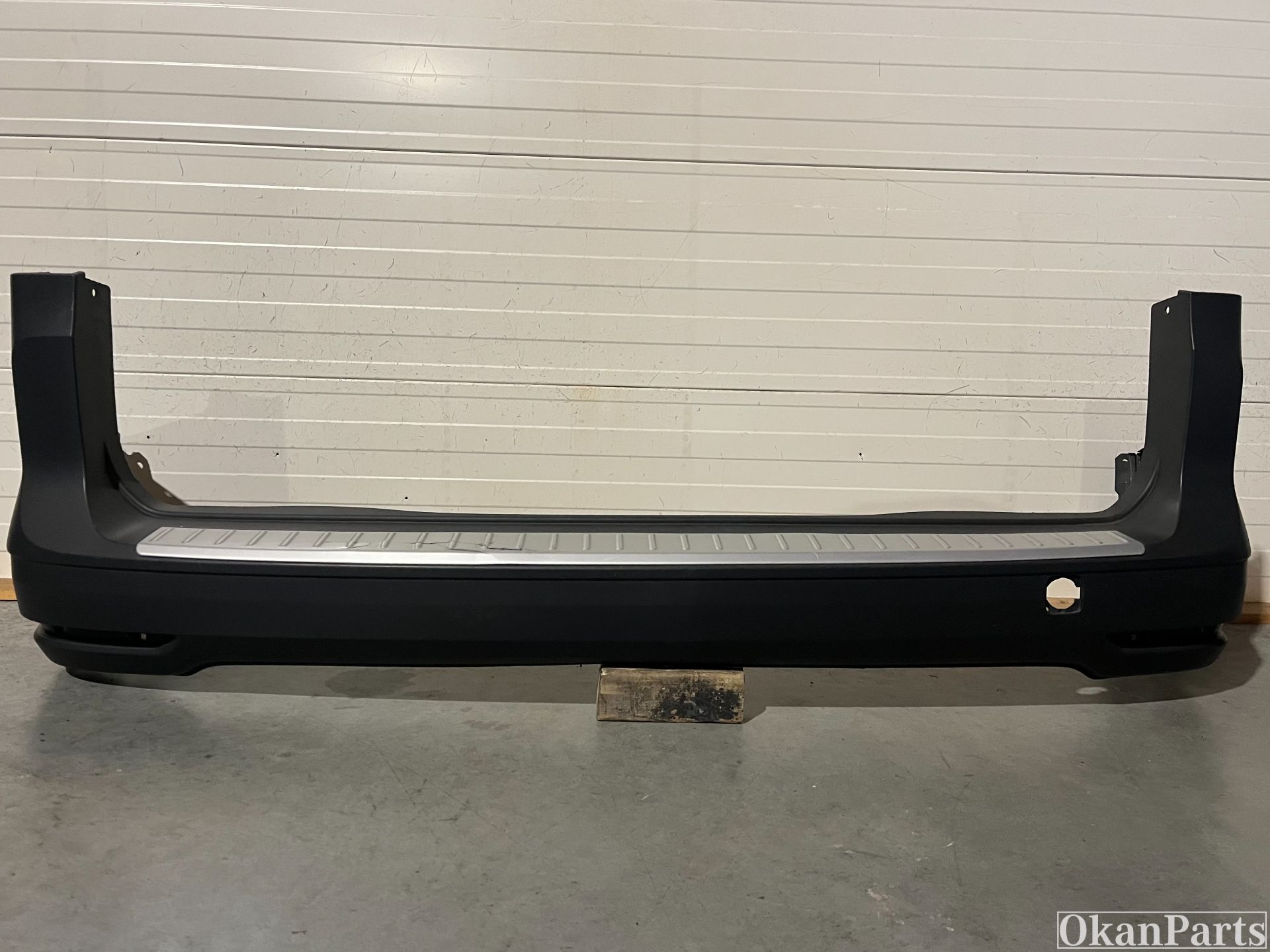 VW Volkswagen Caddy V 2K7 pare-chocs arrière 2K7807421B