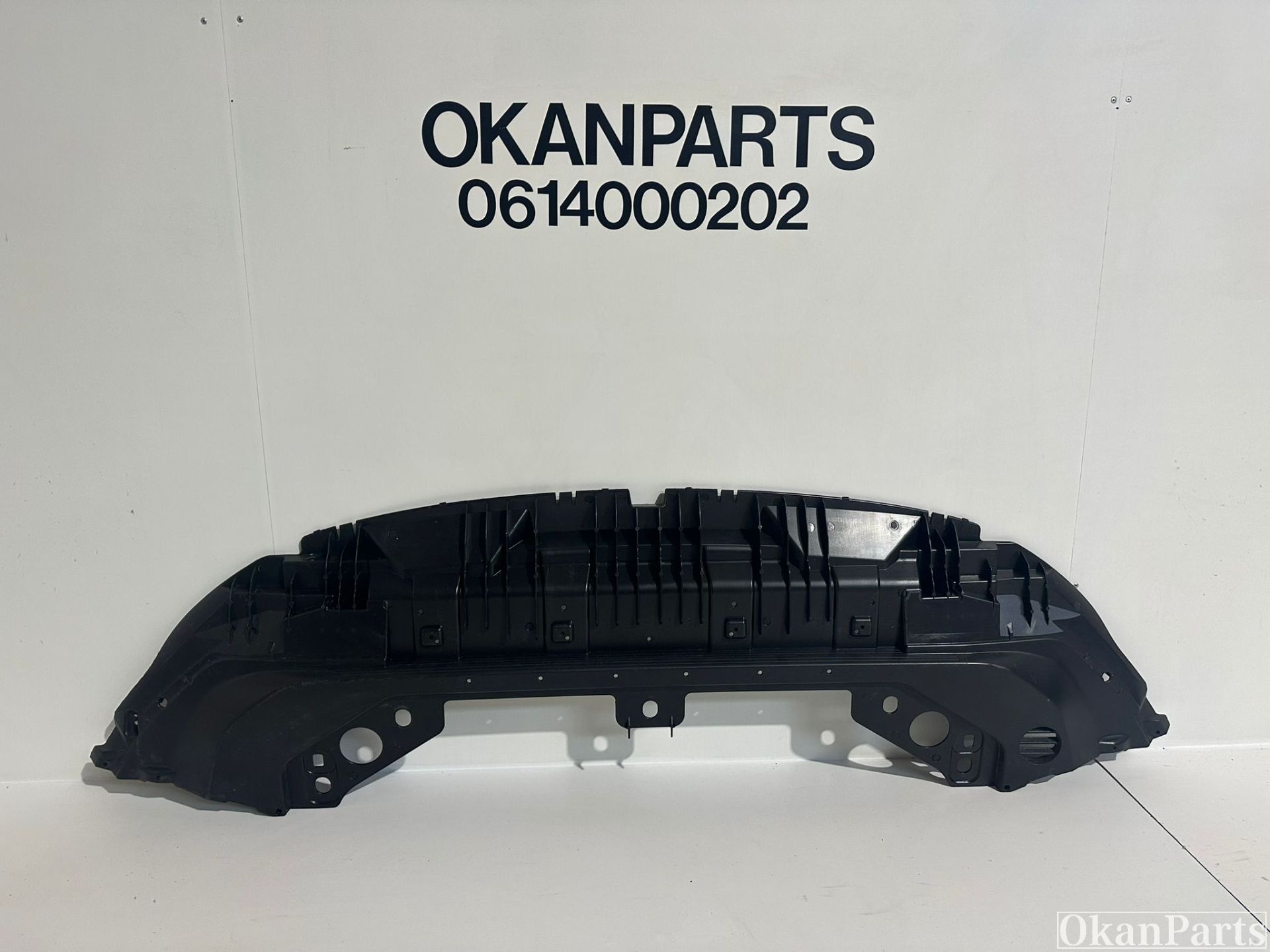 Volvo Xc40 vordere Stoßstangengrundplatte 32227309