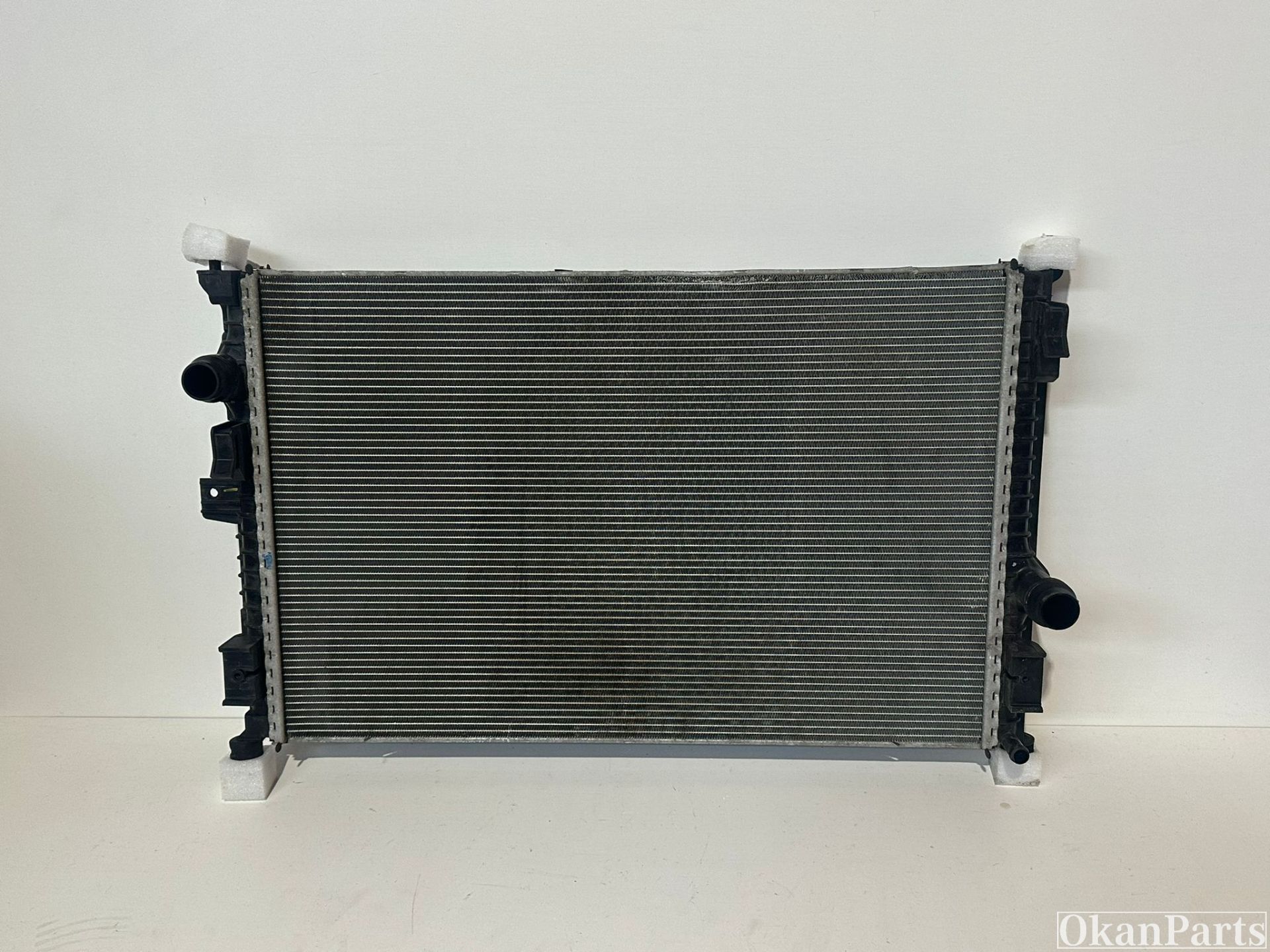 Opel Peugeot Citroen Kühler 9811401480