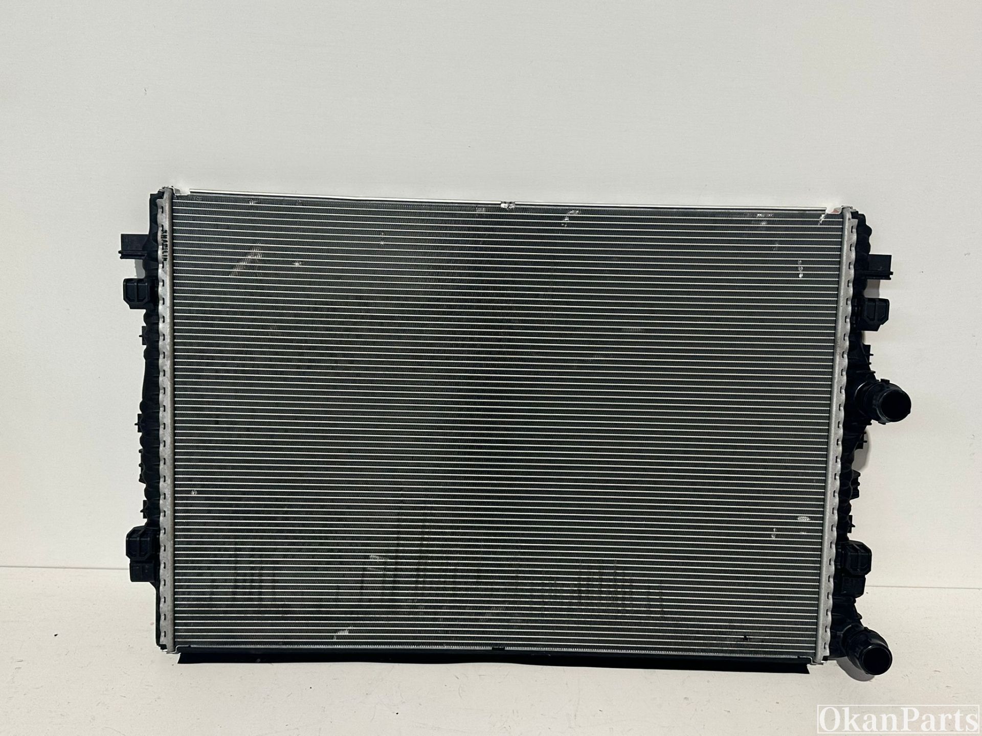 Volkswagen Golf 8 radiateur 5WA121251D