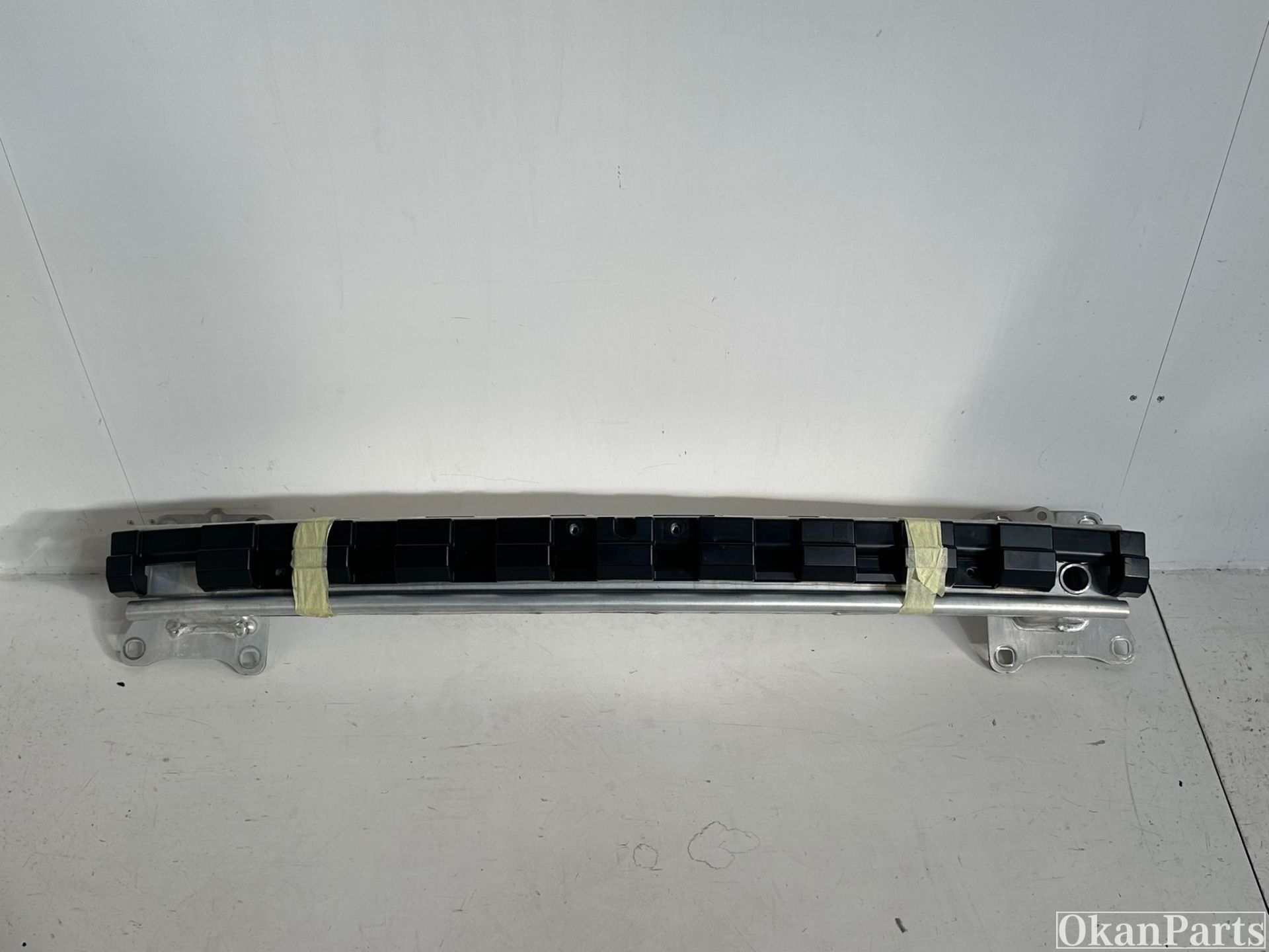Jaguar e-Pace X540 rear bumper beam
