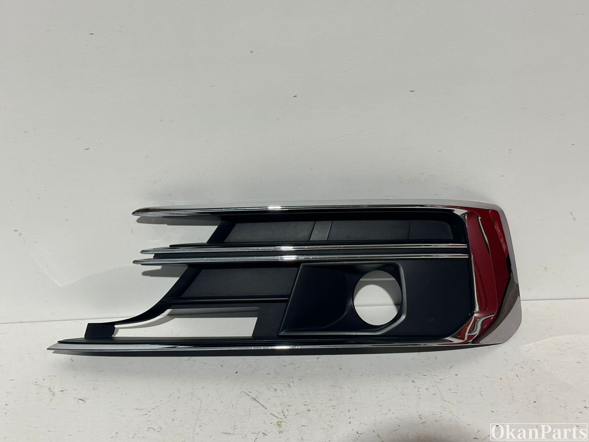 Audi A8 4N linker mistlamp kapje links 4N0807151