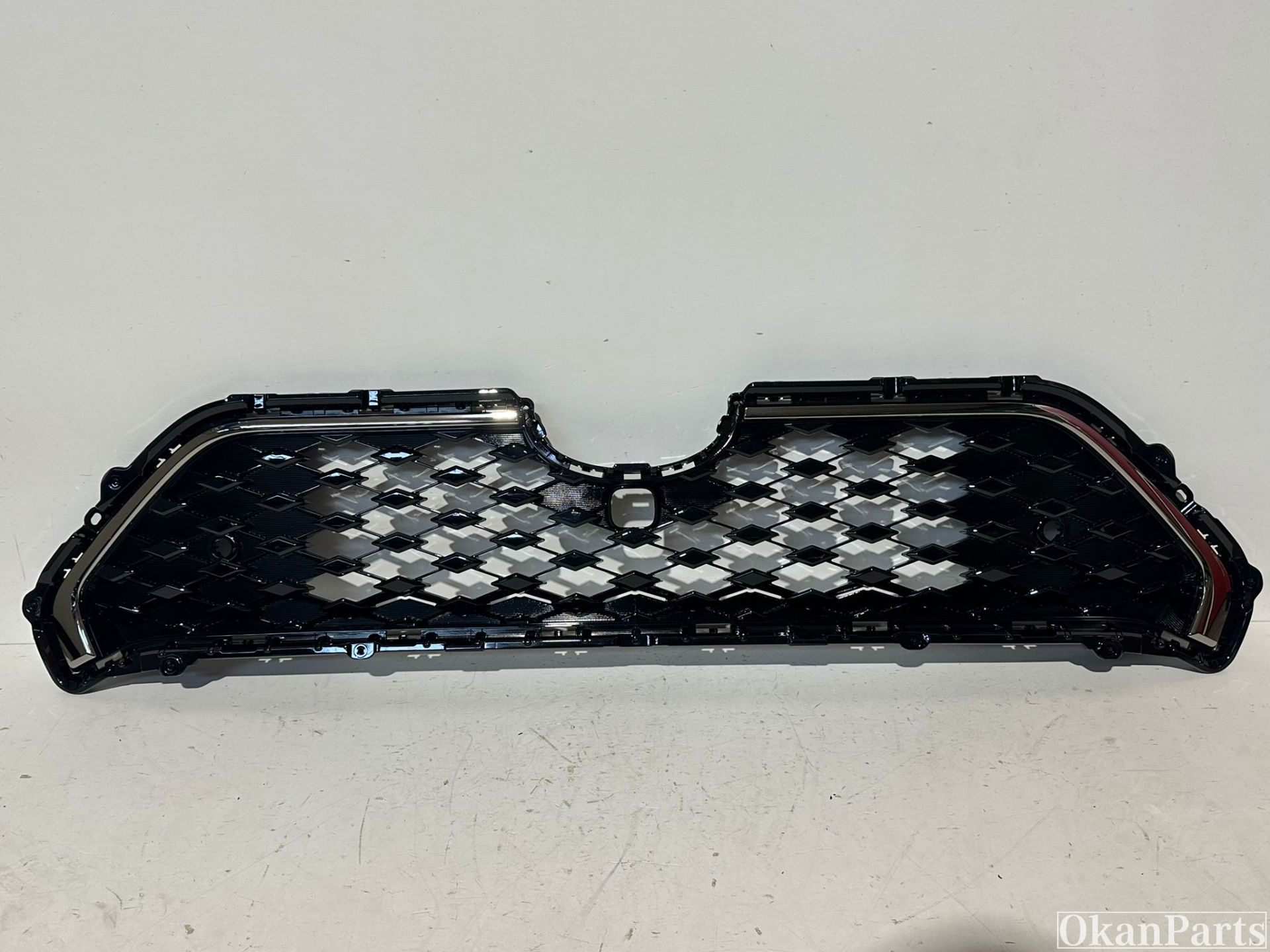 Toyota Rav4 V Kühlergrill 53102-42010