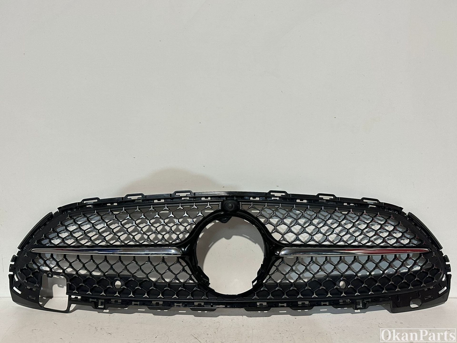 Mercedes-Benz C-klasse W206 AMG Diamond Grille A2068882100