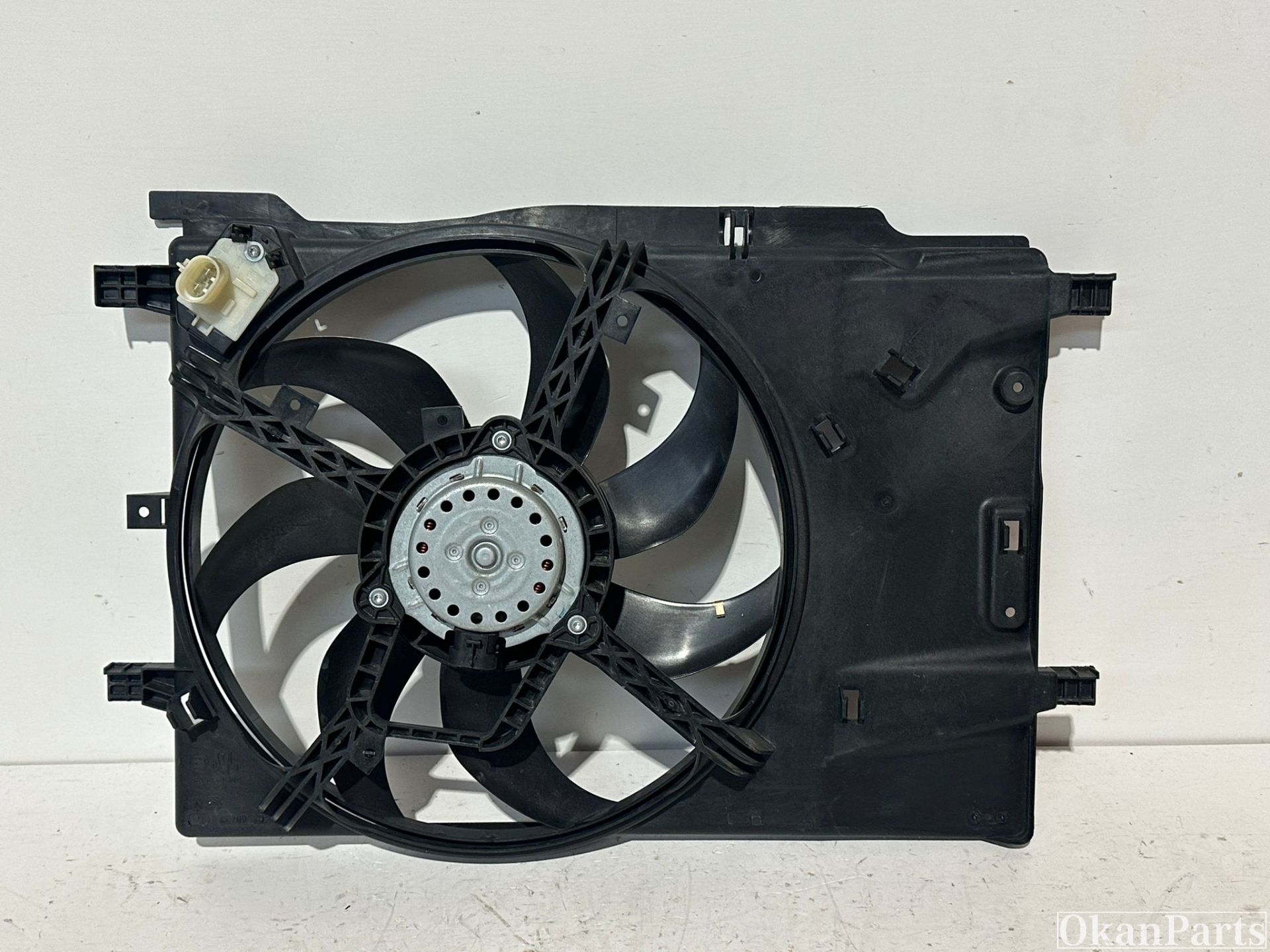 Opel Corsa E koelvin 39035154