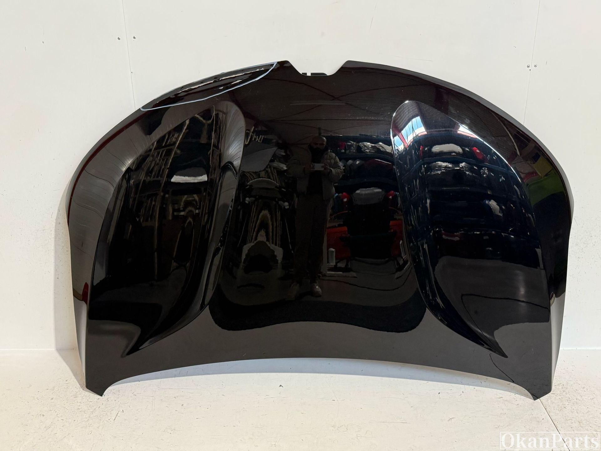 Renault Megane e-Tech hood