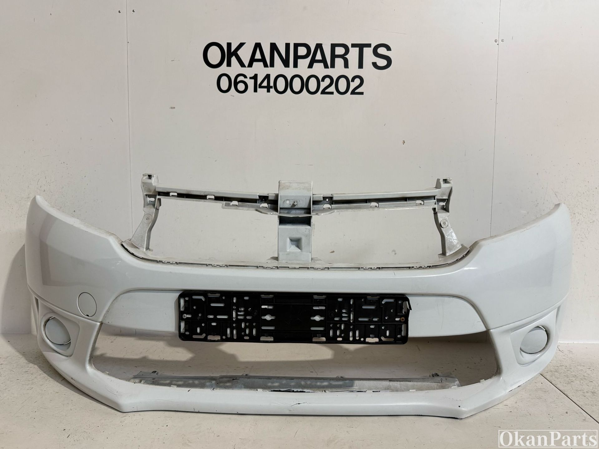 Pare-chocs avant Dacia Sandero II 620229493R