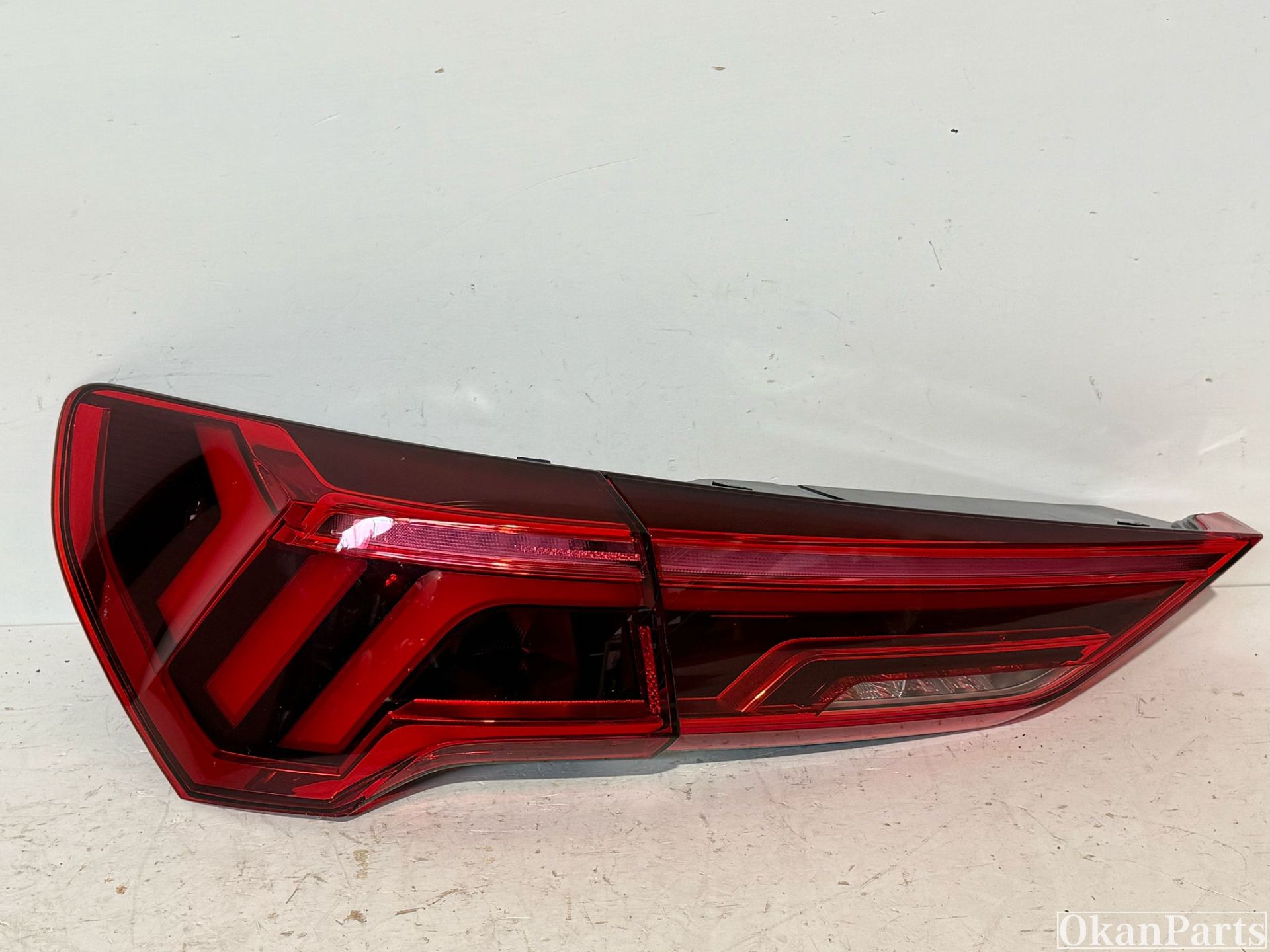 Audi Q3 83A LED linker Achterlicht links 83A945091 83A945093
