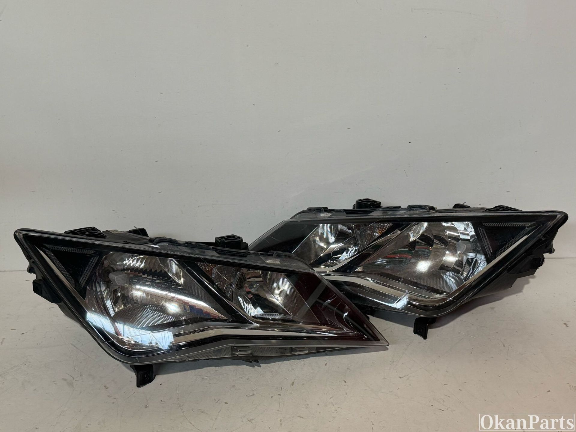 Phare avant LED H7 Seat Leon, bras droit 5F1941015B 5F1941016B