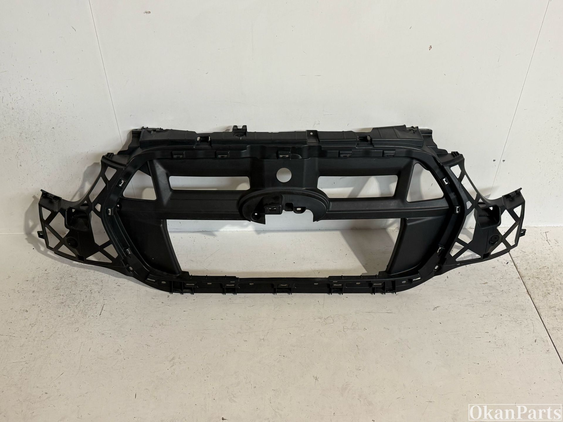 Support de calandre Ford Transit RK31-17E778-E