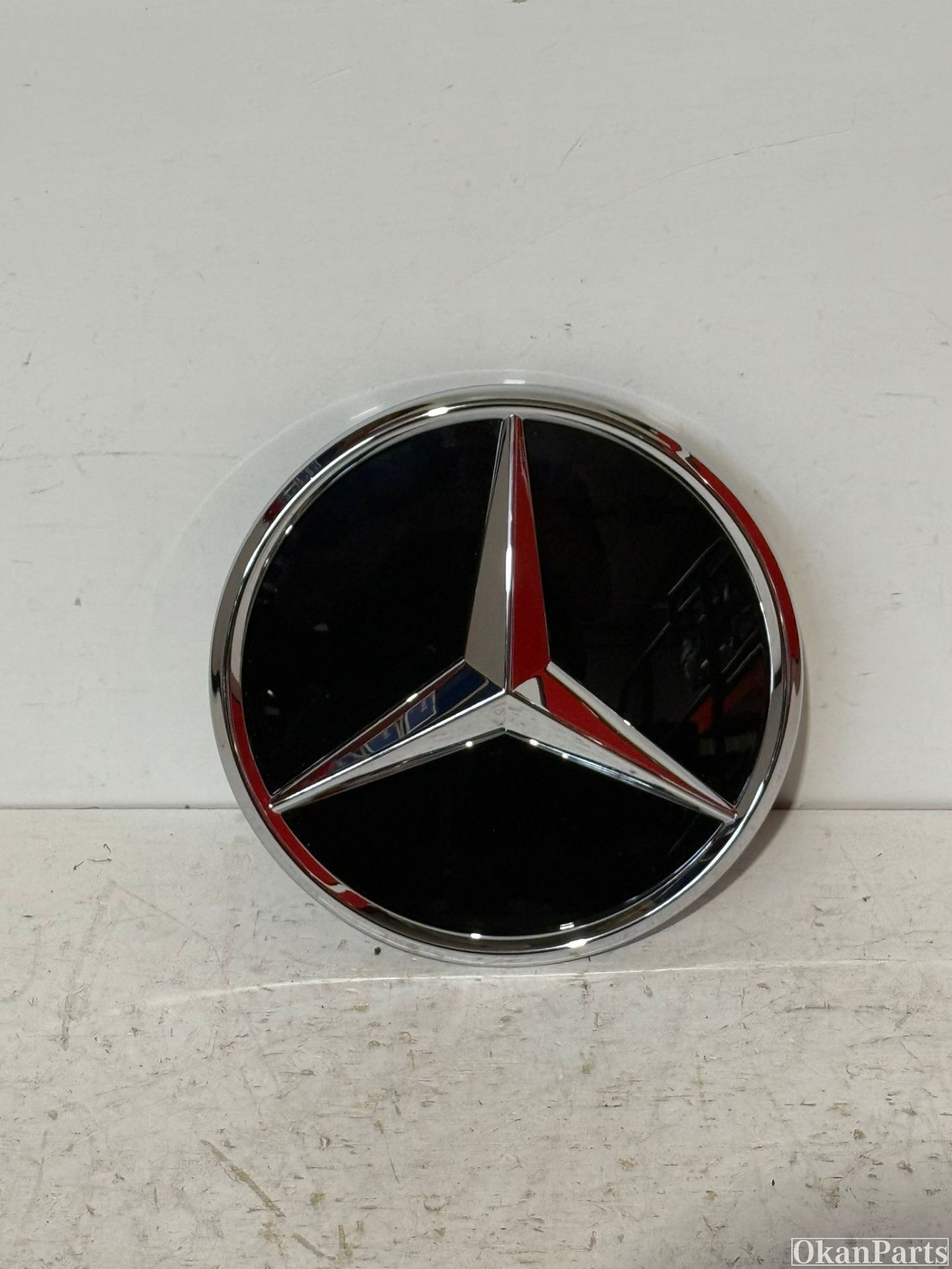 Mercedes A-klasse W177 CLA W118 embleem logo A0008880400