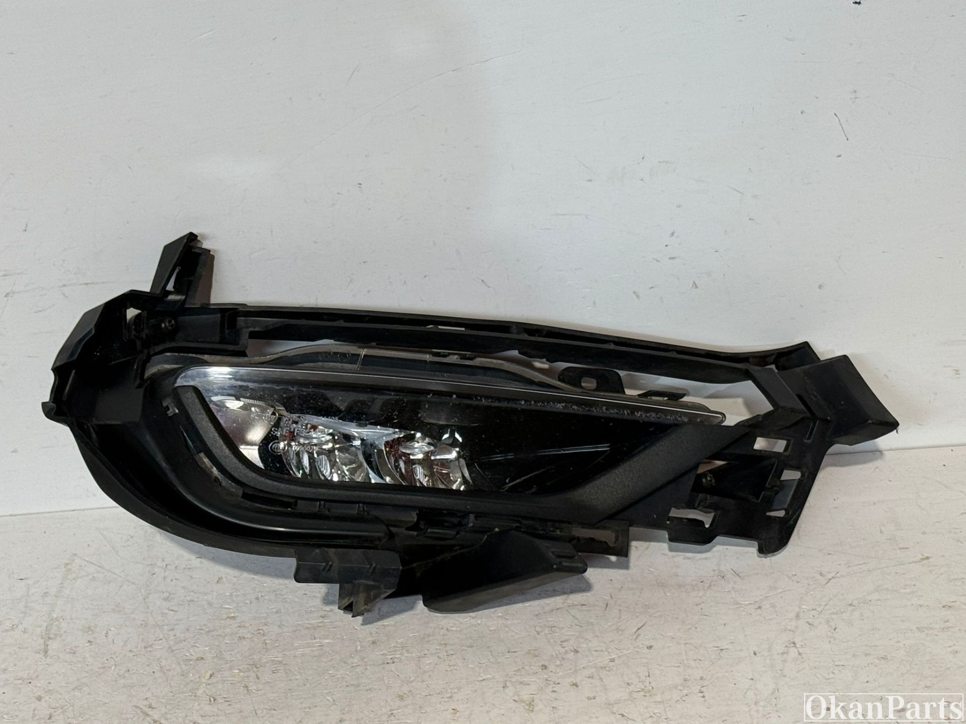 Feu antibrouillard droit à LED Volvo 31395866