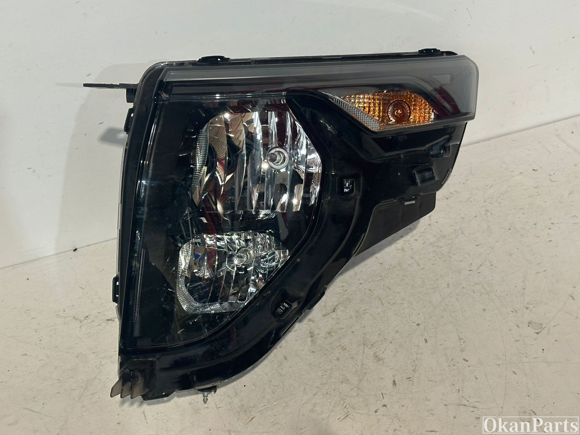 Ford Transit Courier II Scheinwerfer links R2X6 13W030 CE